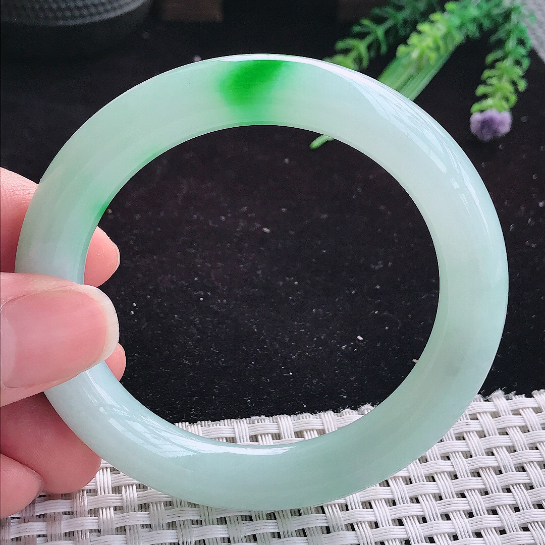 实拍A货翡翠55/10.5/10.3老坑冰润晴底飘阳绿圆条手镯玉手镯女款平安镯