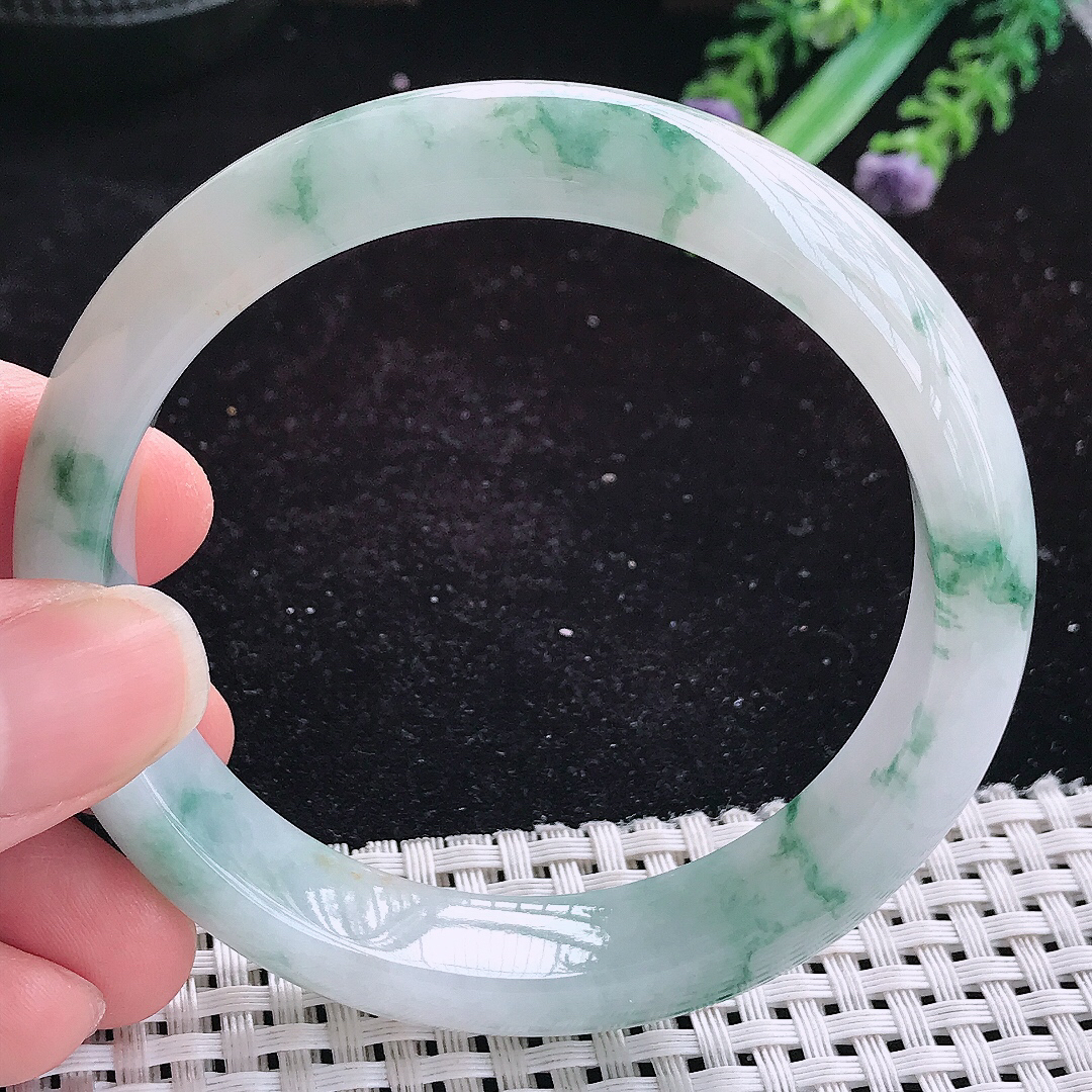 实拍A货翡翠59/13.9/8.3老坑精美冰润飘花手镯玉手镯女款平安镯