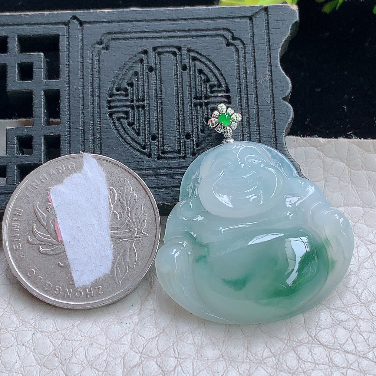zz3实拍裸29.3*32*6天然缅甸翡翠冰飘花大佛公吊坠18k金弥勒佛