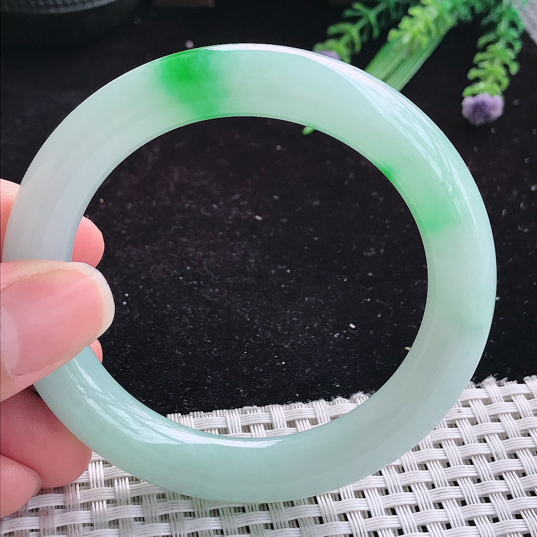 实拍A货翡翠55/10.5/10.3老坑冰润晴底飘阳绿圆条手镯玉手镯女款平安镯