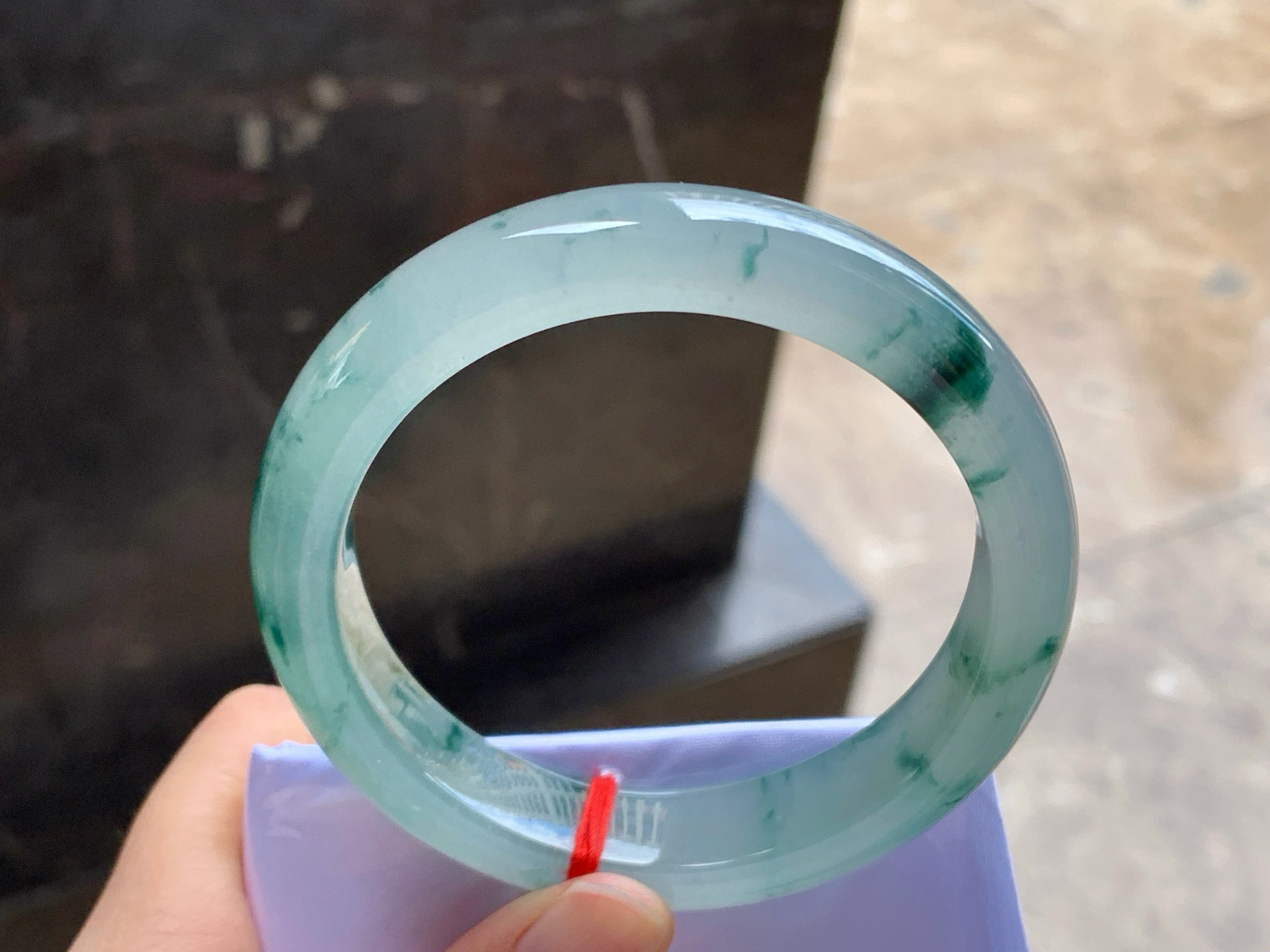 58-13.2-8.8
冰蓝花手镯^_^飘花灵韵