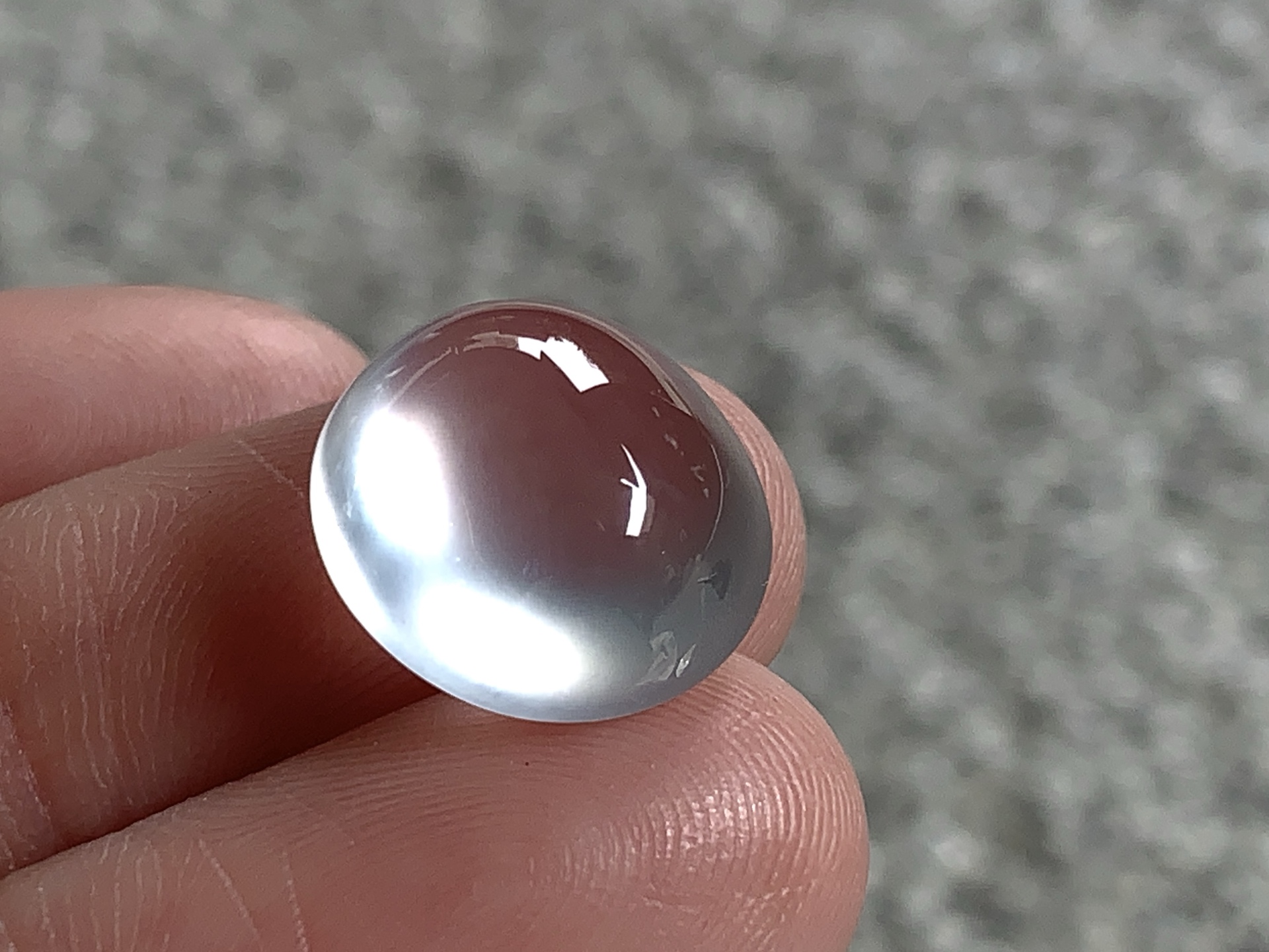 玻璃种蛋面，种水清亮，莹润生光 尺寸13.4×12.5×7.8