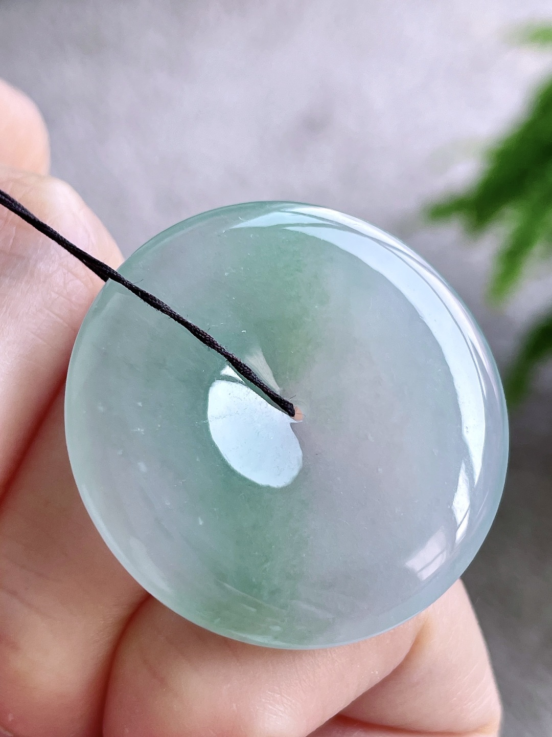 糯冰飘花平安扣吊坠 说明 缅料 无裂 性比高 尺寸 34.5-6 重量 15.5克