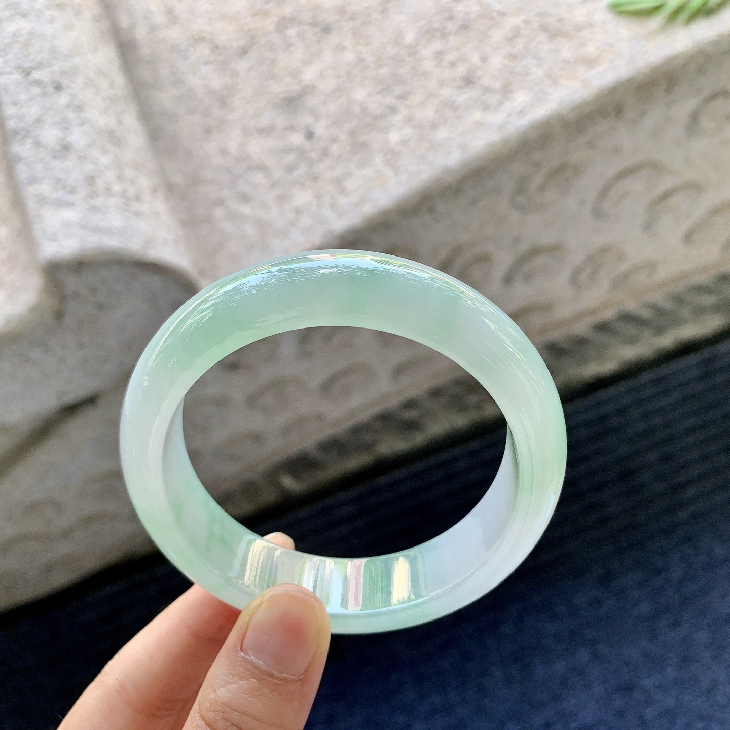 正圈57 58 糯冰椿彩，水润，种老，细腻，打灯有棉线