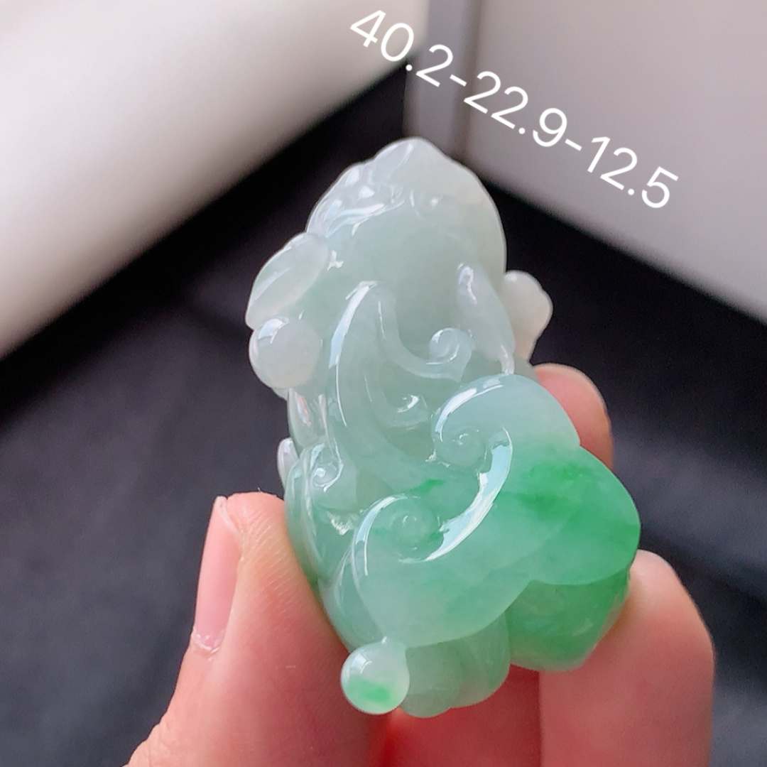 冰飘绿貔貅挂件 种老无裂水润 冰透底子细腻 佩戴精致优雅 货号10603，40.2-22.9-12.