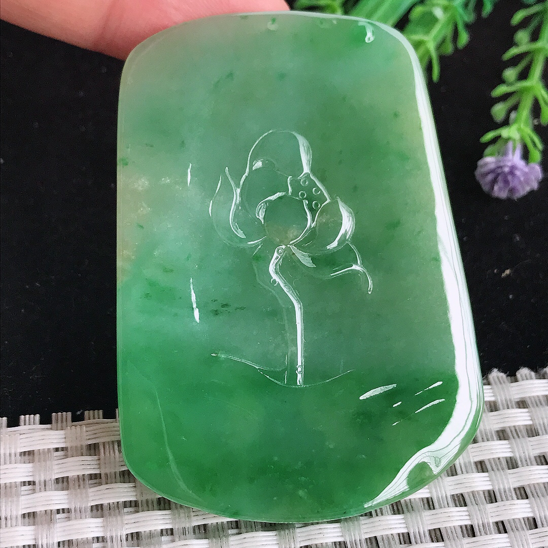 实拍A货翡翠65.5/45.6/6.3老坑精美冰润满绿阳绿自在观音吊坠翡翠玉观音牌挂件