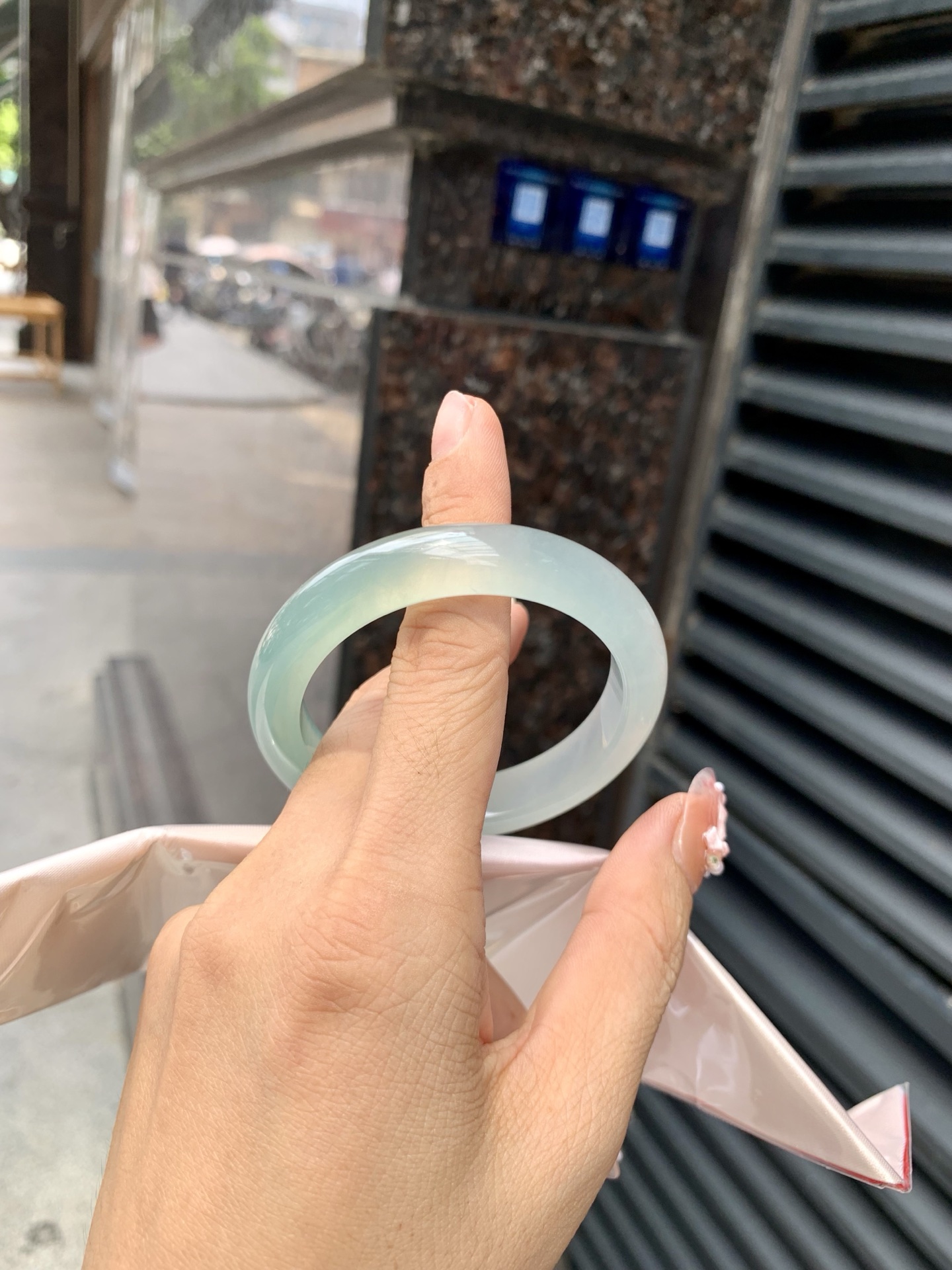半山水正圈 50.1-7.6-10.8 0605-N902 打灯棉絮，细纹，底妆冰润细腻，半山半水天然意境，上手不挑皮，自带清冷感，低调不张扬，越看越有味道
