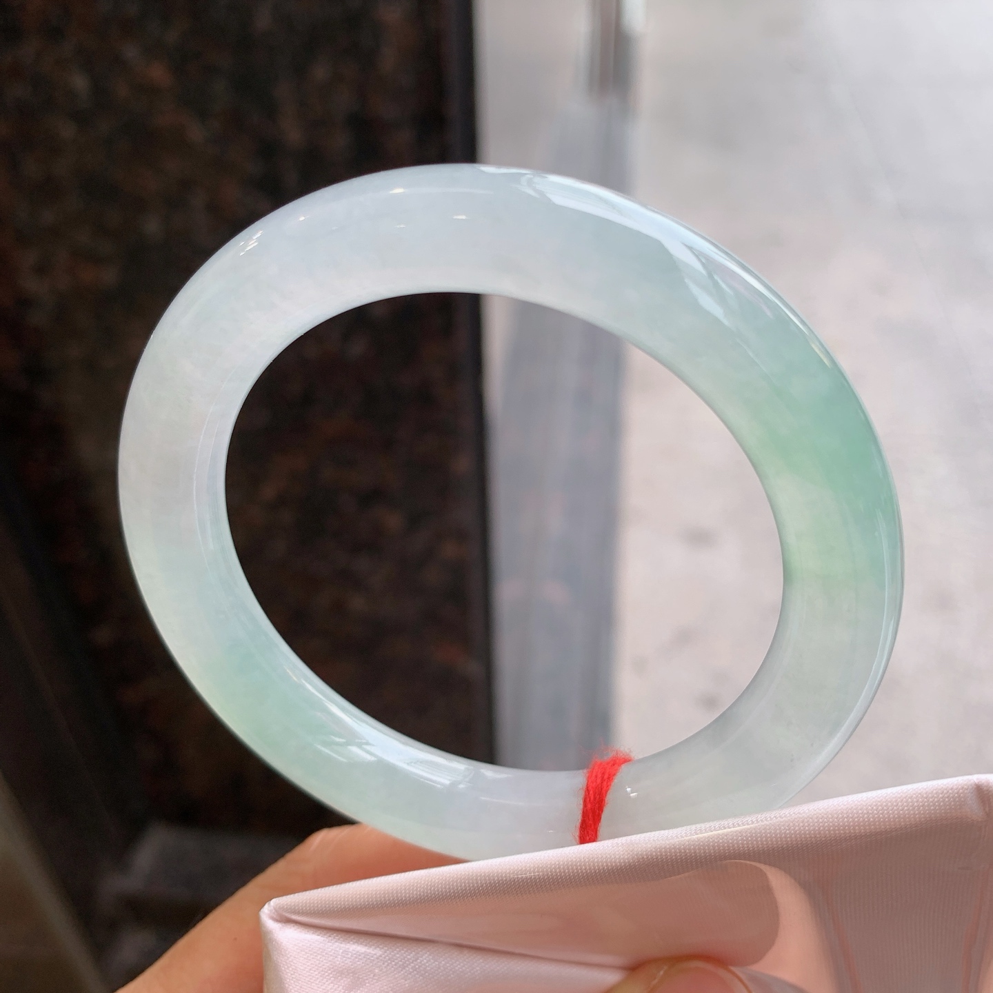 圆条冰飘绿 无裂 尺寸：56.5/10.5/10 冰润