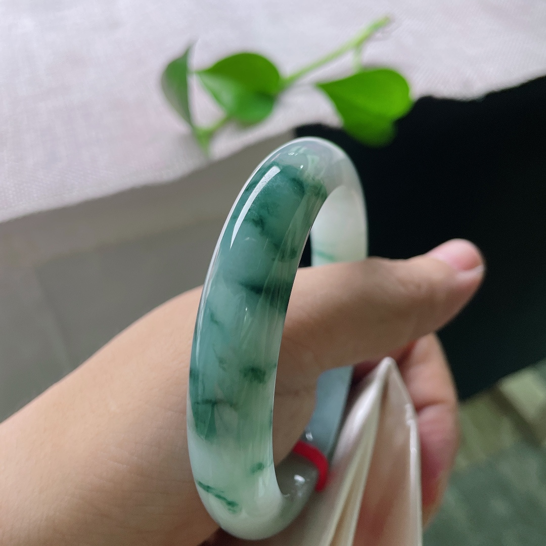 57.4/12.3/8.7飘花正圈，花飞花谢花满天，种老，料子清润，细腻，里圈侧纹，ss54440a