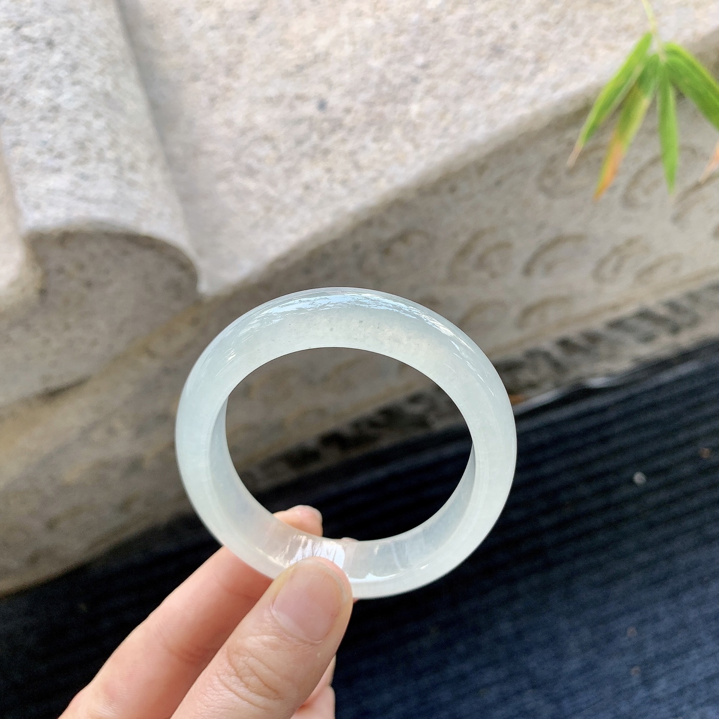 冰糖雪梨，清透，水润，种老，细腻，打灯有棉线