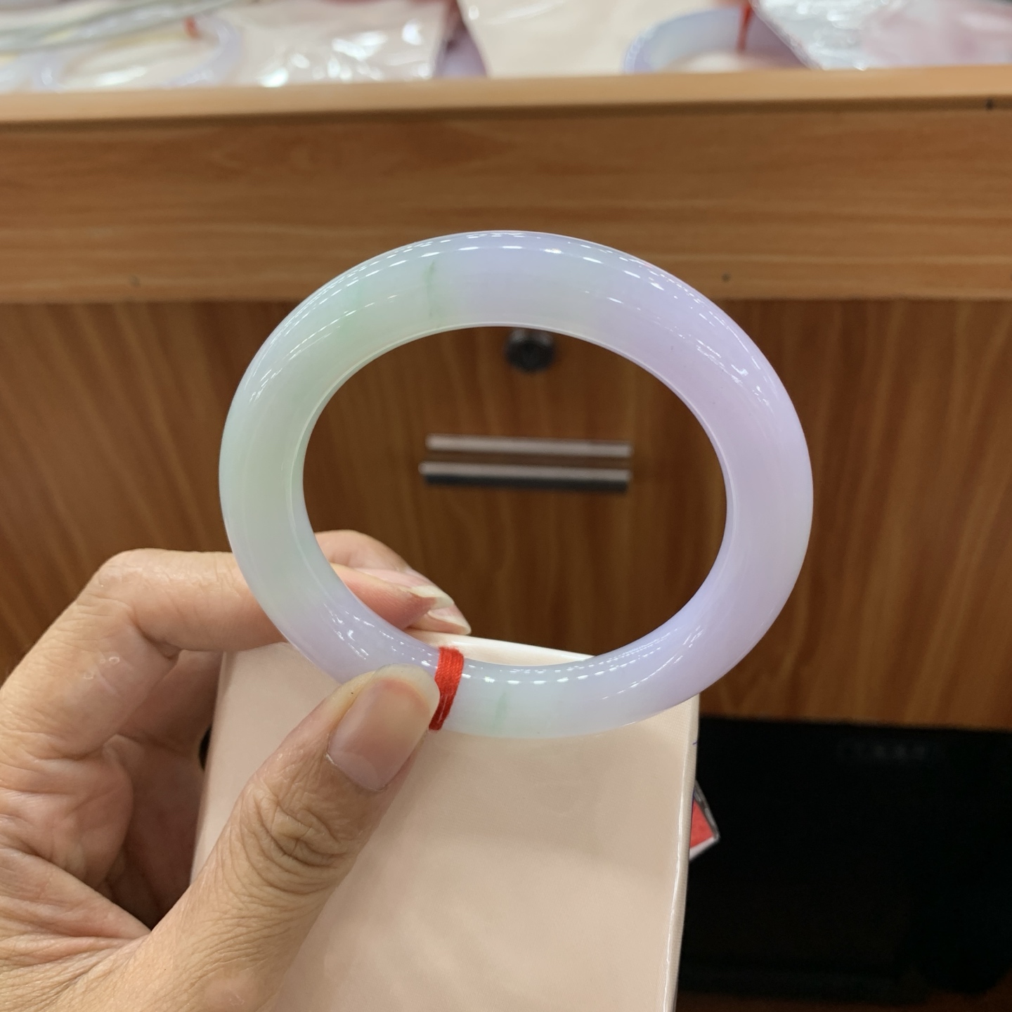 060430GX 春彩圆条翡翠手镯 57.3-10.8-11