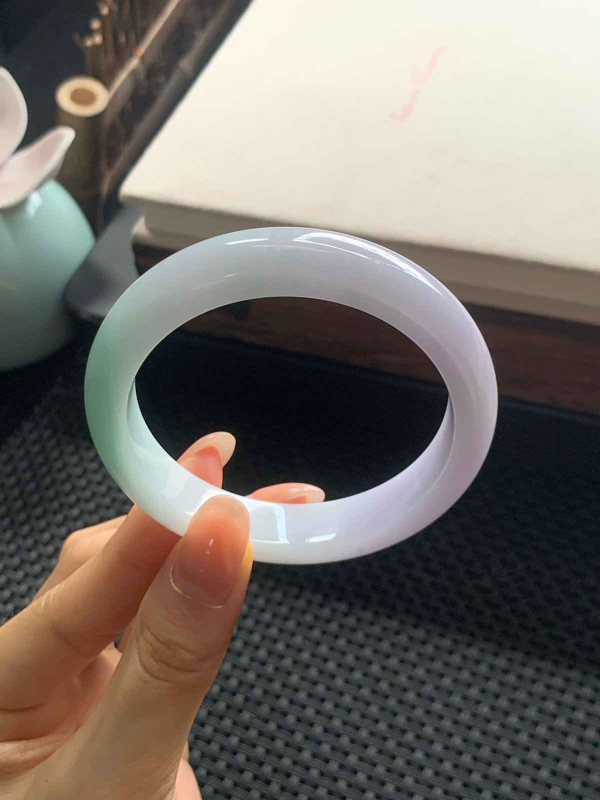 56.9圈口春彩正圈手镯，棉线可忽略
