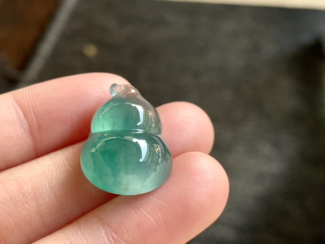 飘绿葫芦