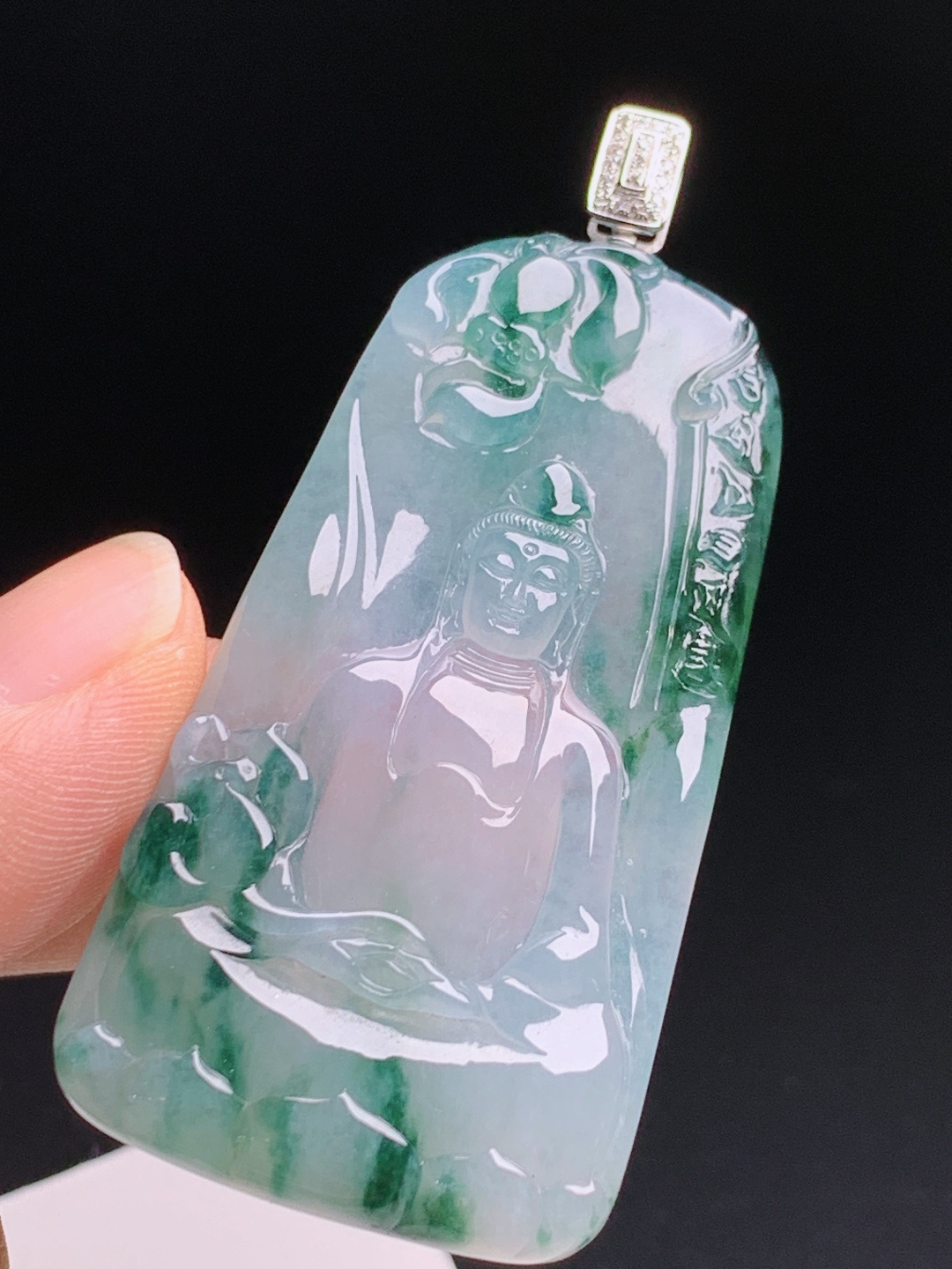️ 飘花观音吊坠，飘花随性意境优美，方牌钻镶典藏耐看款 430604