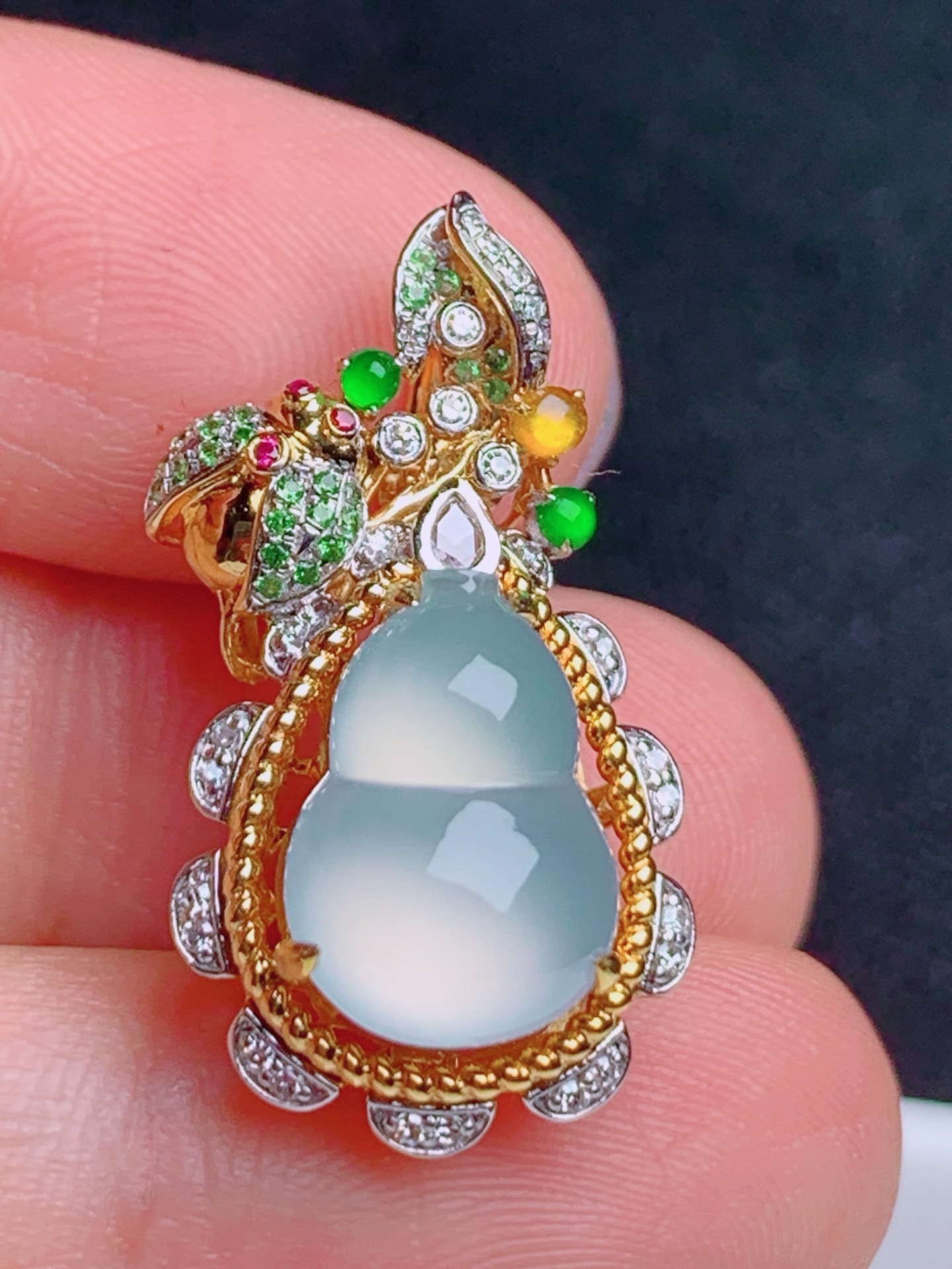 ️ 葫芦，种水，饱满纯净，18k金伴真钻尺寸27.6-15.2-12.8mm
