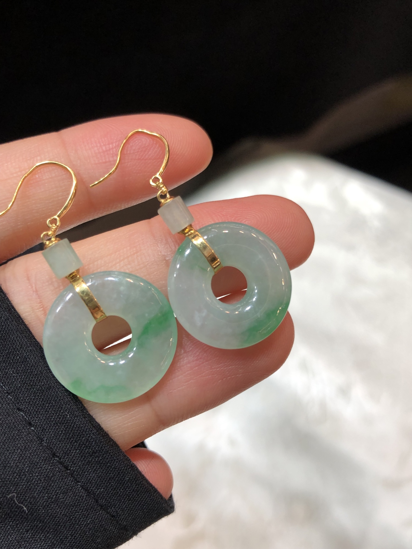 冰飘绿耳坠 水润起胶，种水细腻干净 绿意清雅自然，不挑穿搭，18k金，16.8-3.7