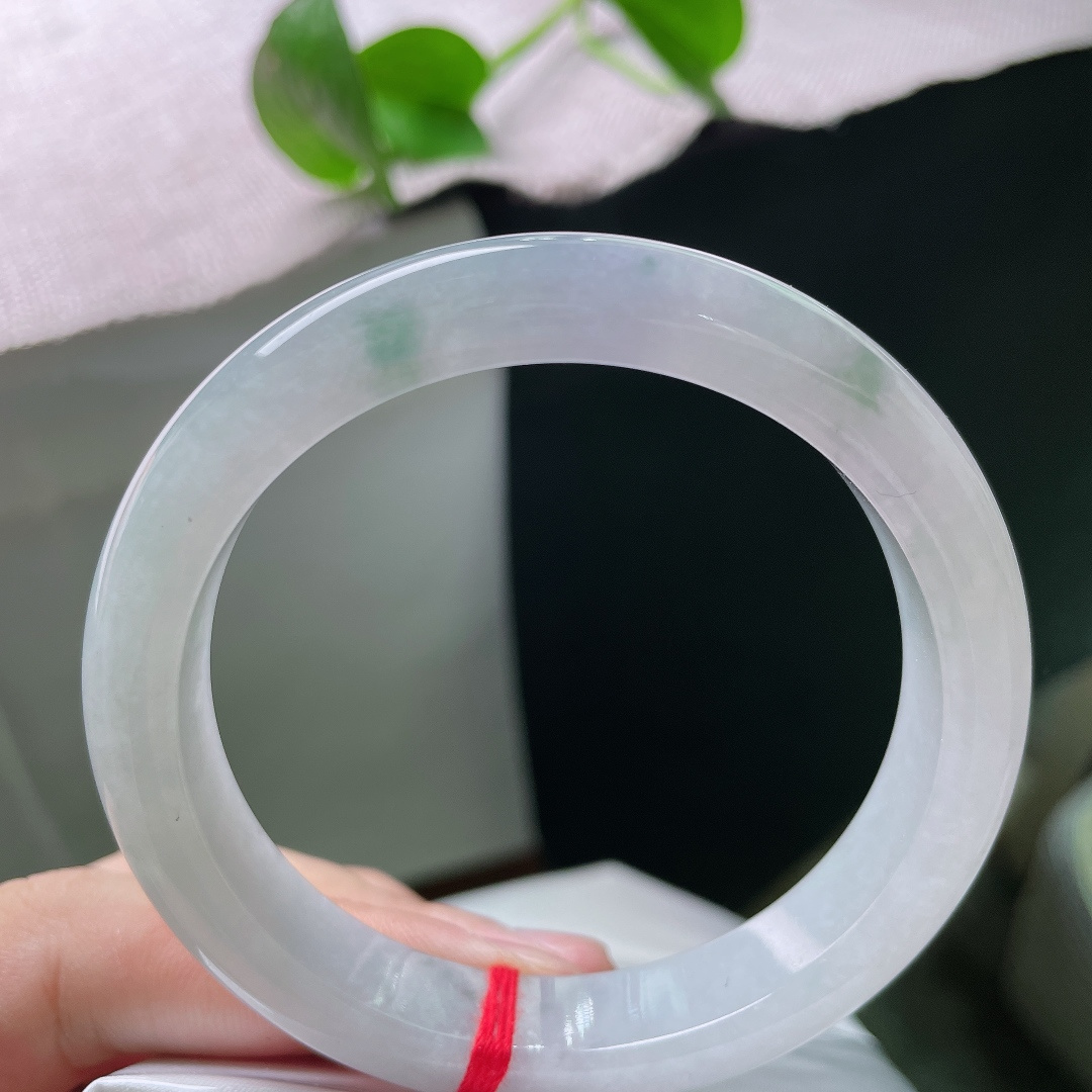 57.7/11.4/8.2飘花正圈，水润细腻繁花似锦觅安宁，贵气，温柔大方，无裂，ss54286a