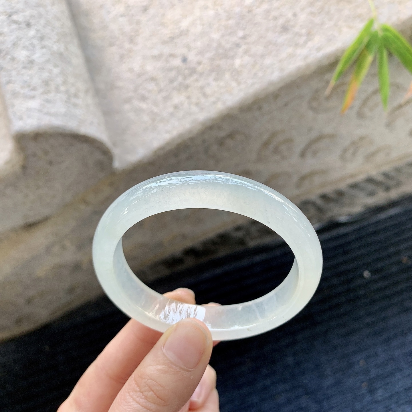 冰糖雪梨，清透，水润，种老，细腻，打灯有棉线