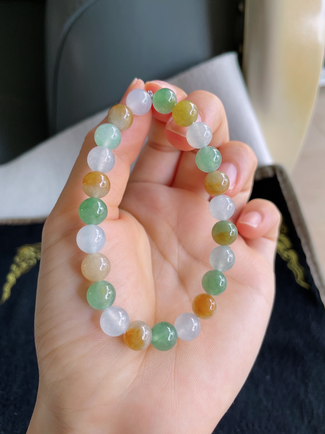 天然翡翠A货，冰多宝手串，尺寸：8mm。【编3884】