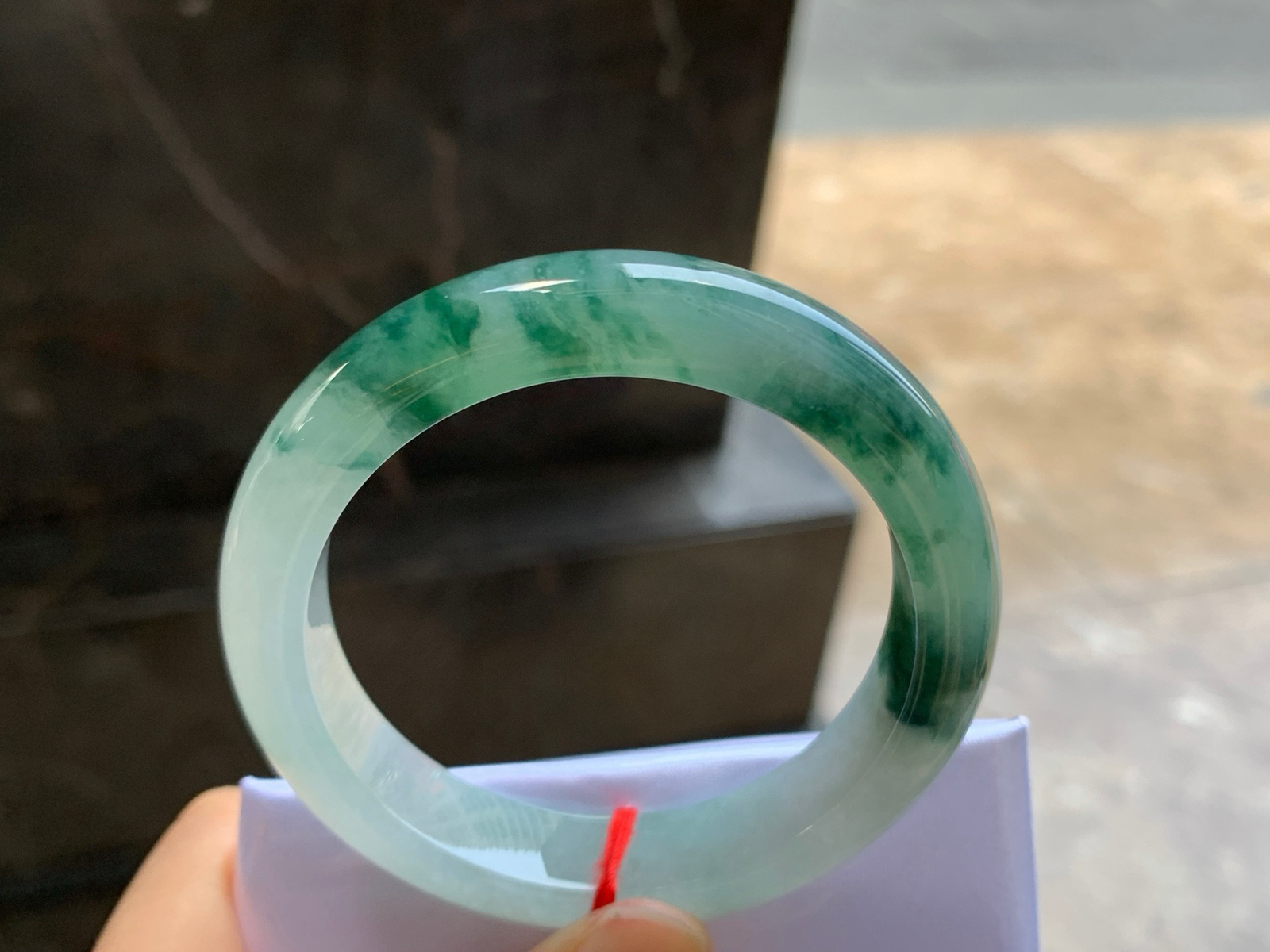 51.5-11.4-8.7
飘花手镯^_^鲜艳