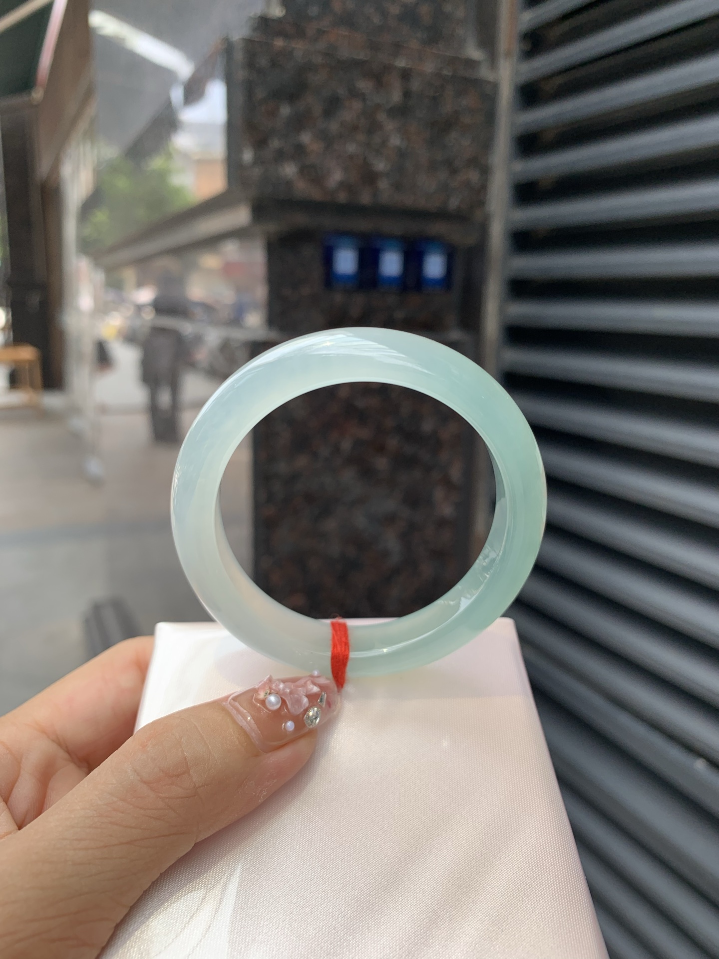 半山水正圈 50.1-7.6-10.8 0605-N902 打灯棉絮，细纹，底妆冰润细腻，半山半水天然意境，上手不挑皮，自带清冷感，低调不张扬，越看越有味道