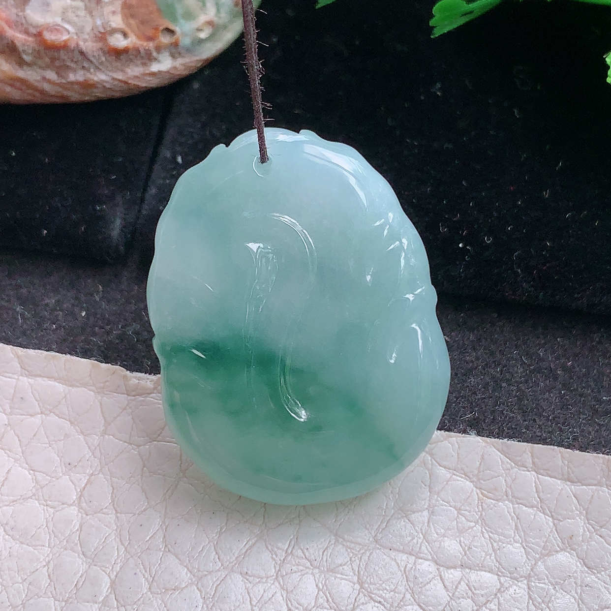 ktj实拍31.8*24.5*5.8缅甸翡翠a货精雕冰飘花招财猪 生肖猪玉吊坠