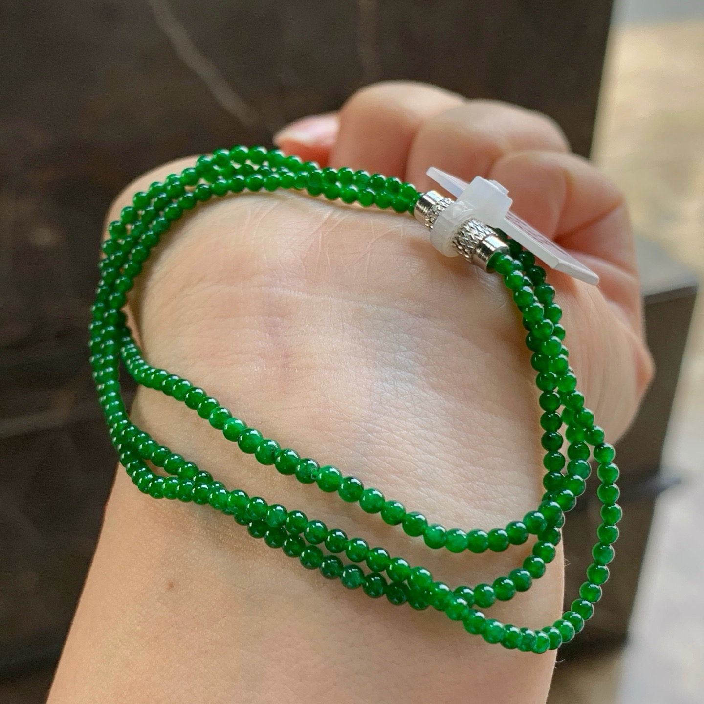 辣绿色珠链^_^鲜艳