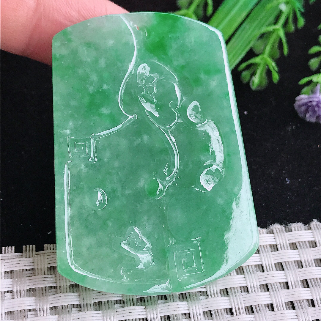 实拍A货翡翠55/39.3/7.3老坑冰胶满绿阳绿仿古福牌吊坠翡翠玉牌挂件