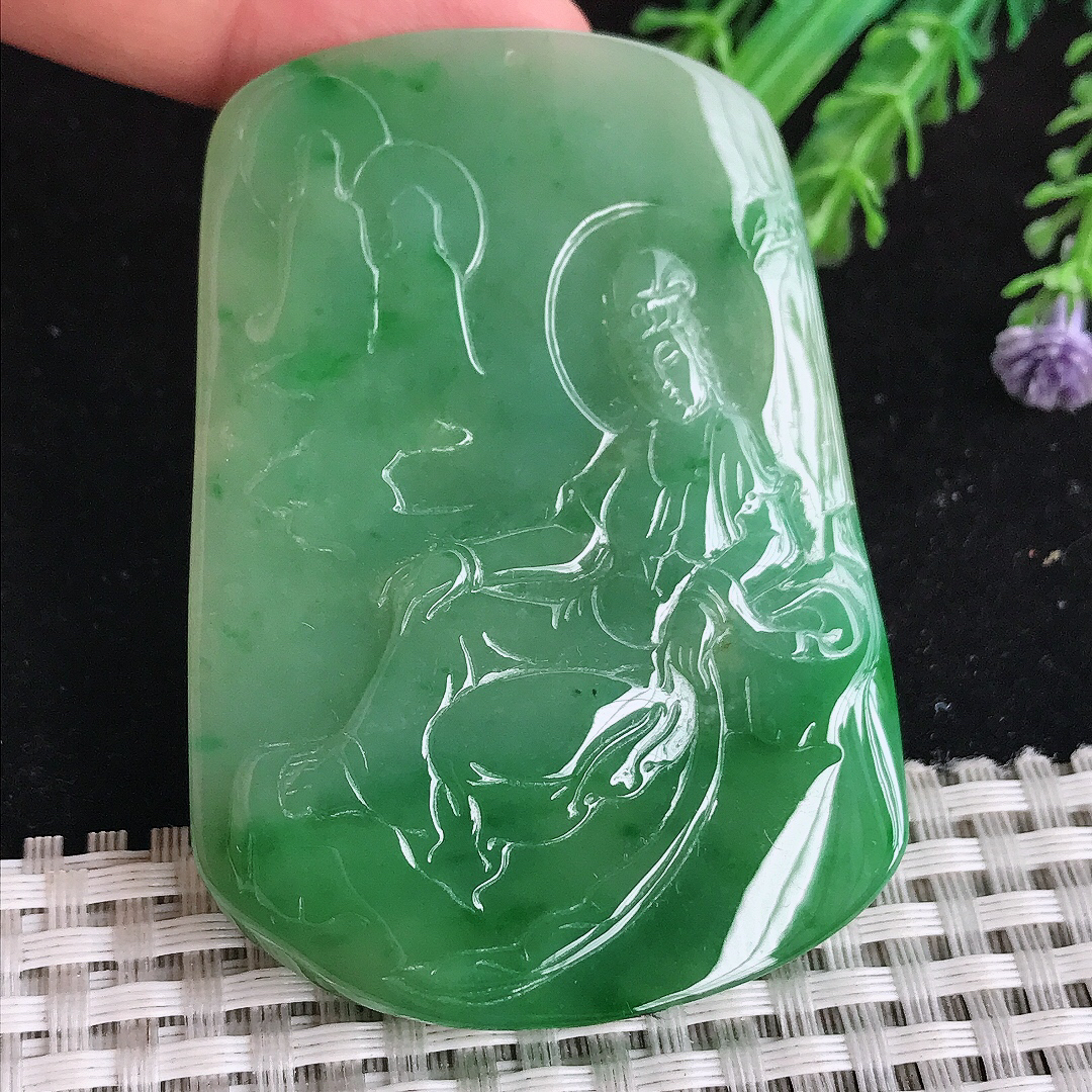 实拍A货翡翠65.5/45.6/6.3老坑精美冰润满绿阳绿自在观音吊坠翡翠玉观音牌挂件