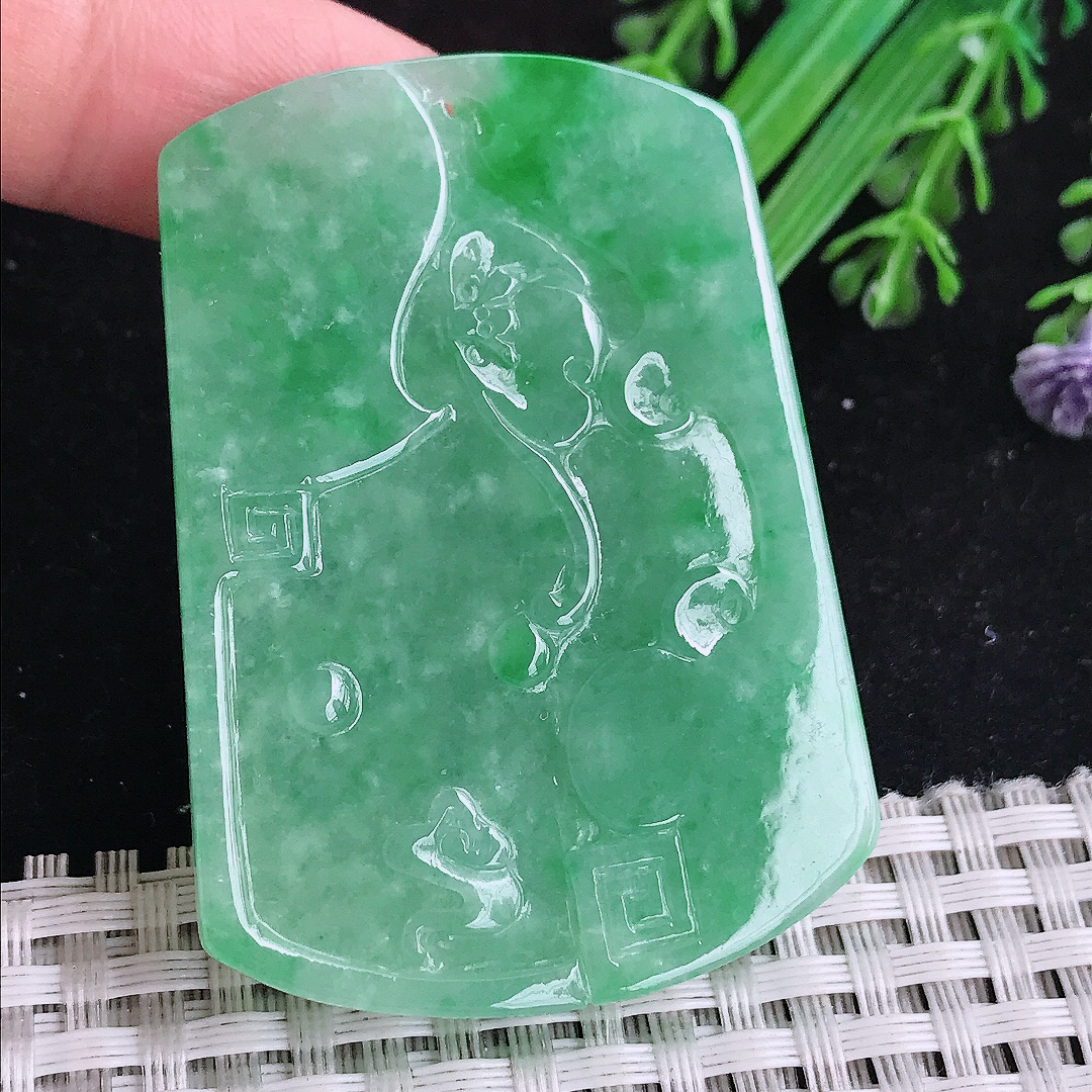 实拍A货翡翠55/39.3/7.3老坑冰胶满绿阳绿仿古福牌吊坠翡翠玉牌挂件