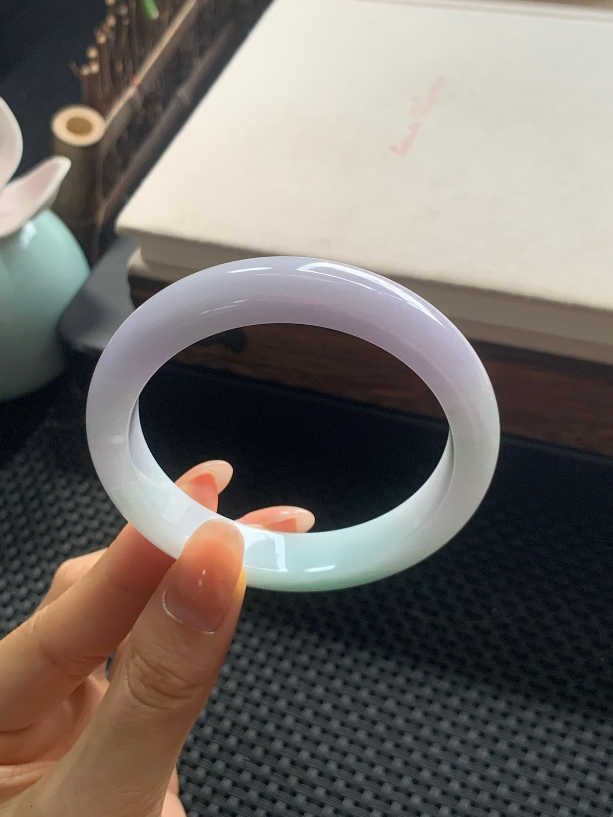56.9圈口春彩正圈手镯，棉线可忽略
