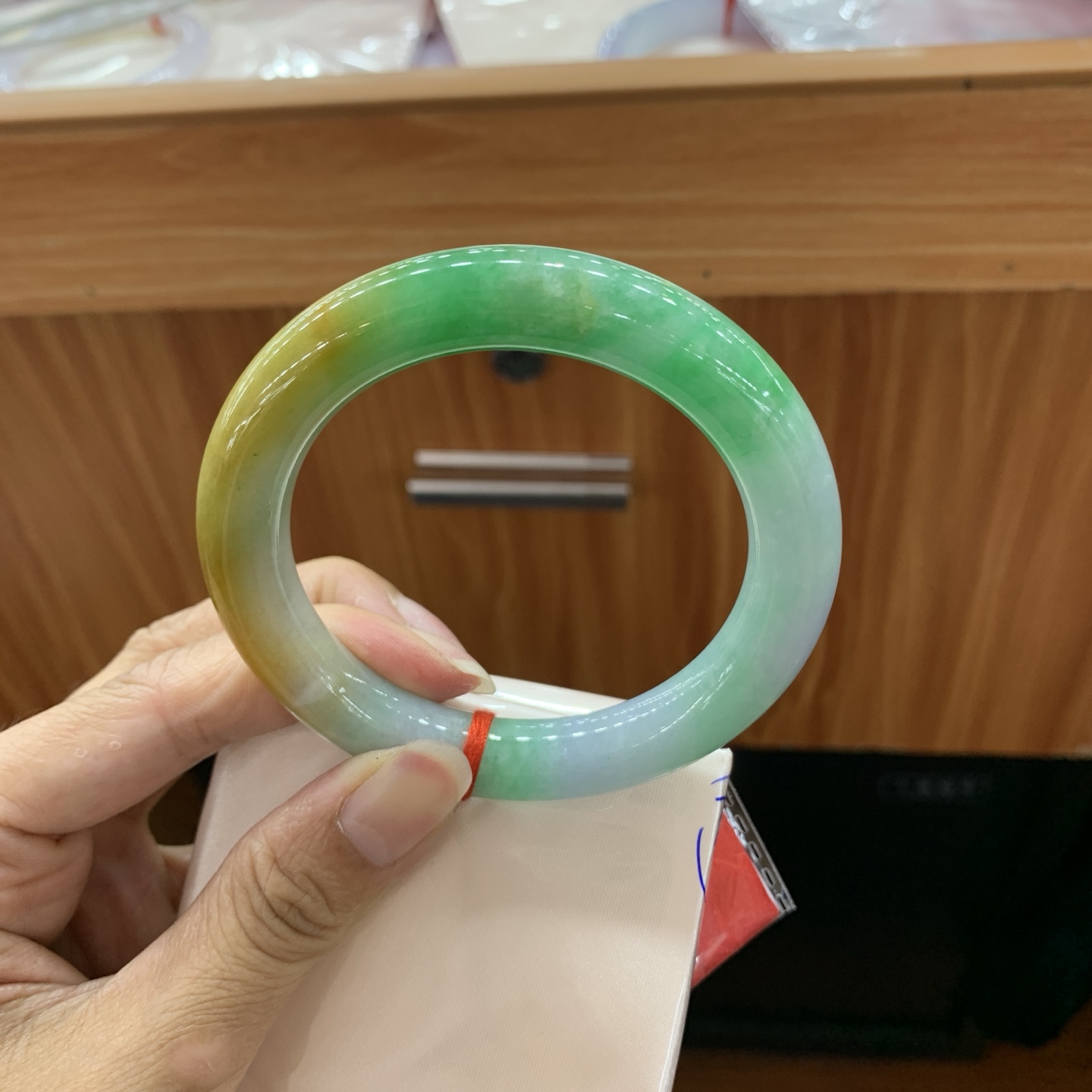 060432LJ 双彩圆条翡翠手镯 56.3-10.8