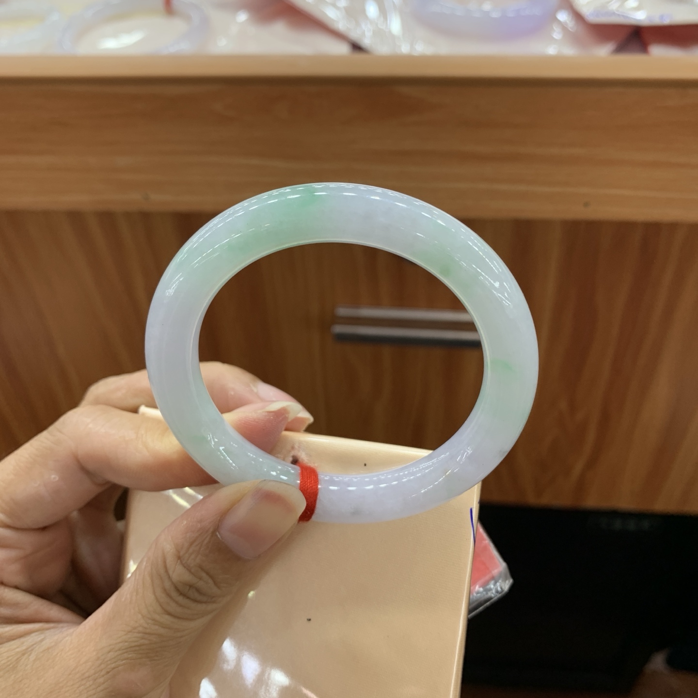 060413GX 飘花圆条翡翠手镯 52.2-10-9