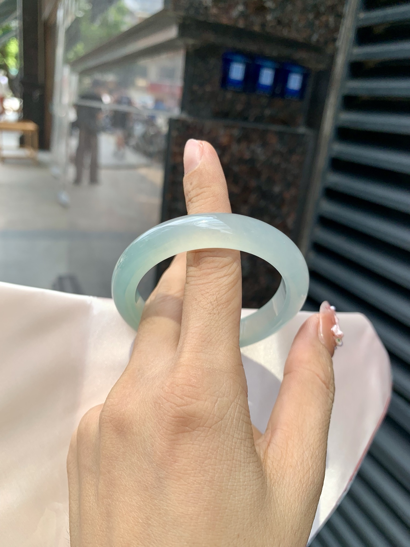 半山水正圈 50.1-7.6-10.8 0605-N902 打灯棉絮，细纹，底妆冰润细腻，半山半水天然意境，上手不挑皮，自带清冷感，低调不张扬，越看越有味道