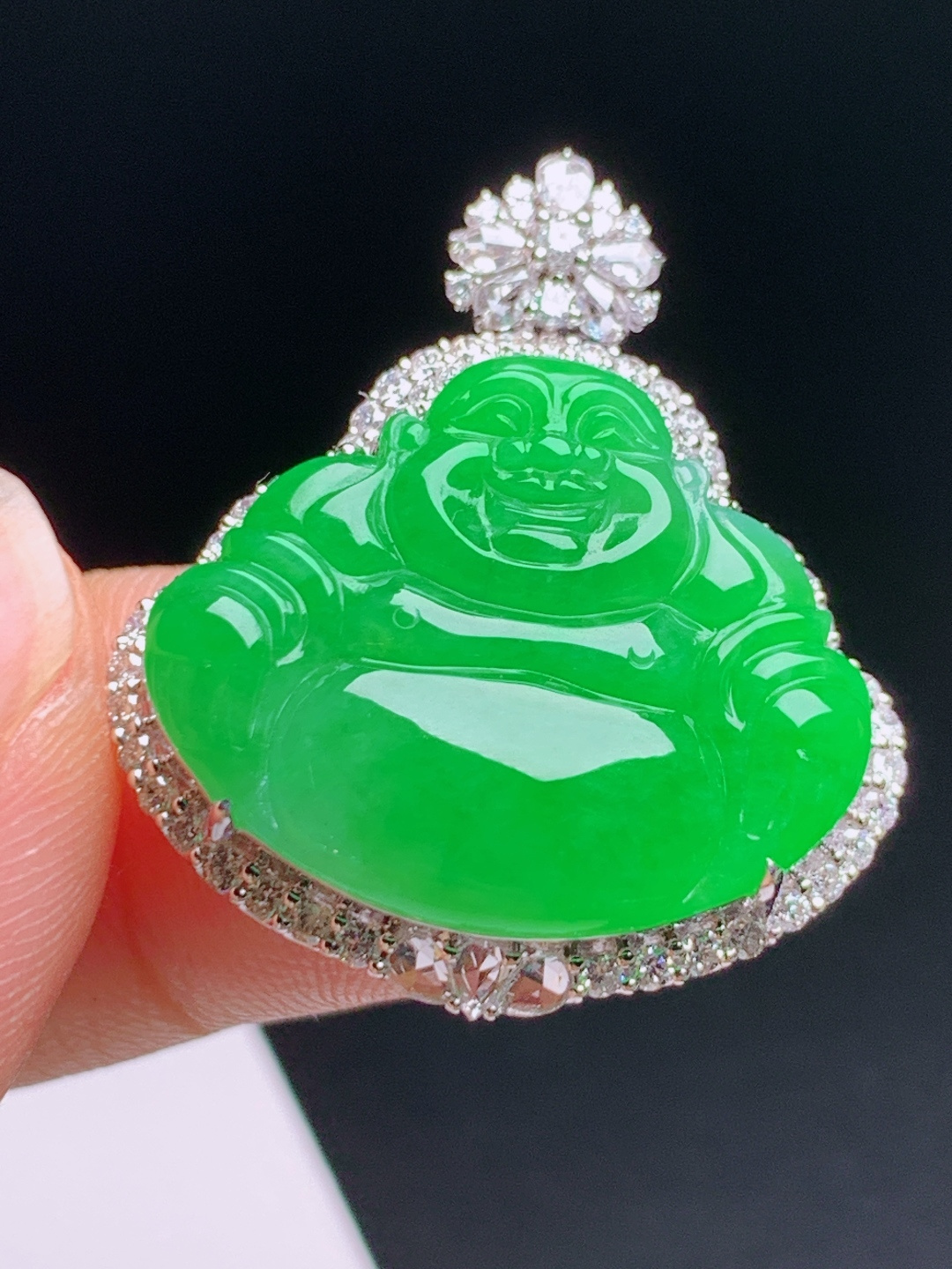 正阳绿佛公吊坠，满色帝王绿种老色艳，满钻围镶笑佛纳财 整体29.9-25.7-9.1 920604