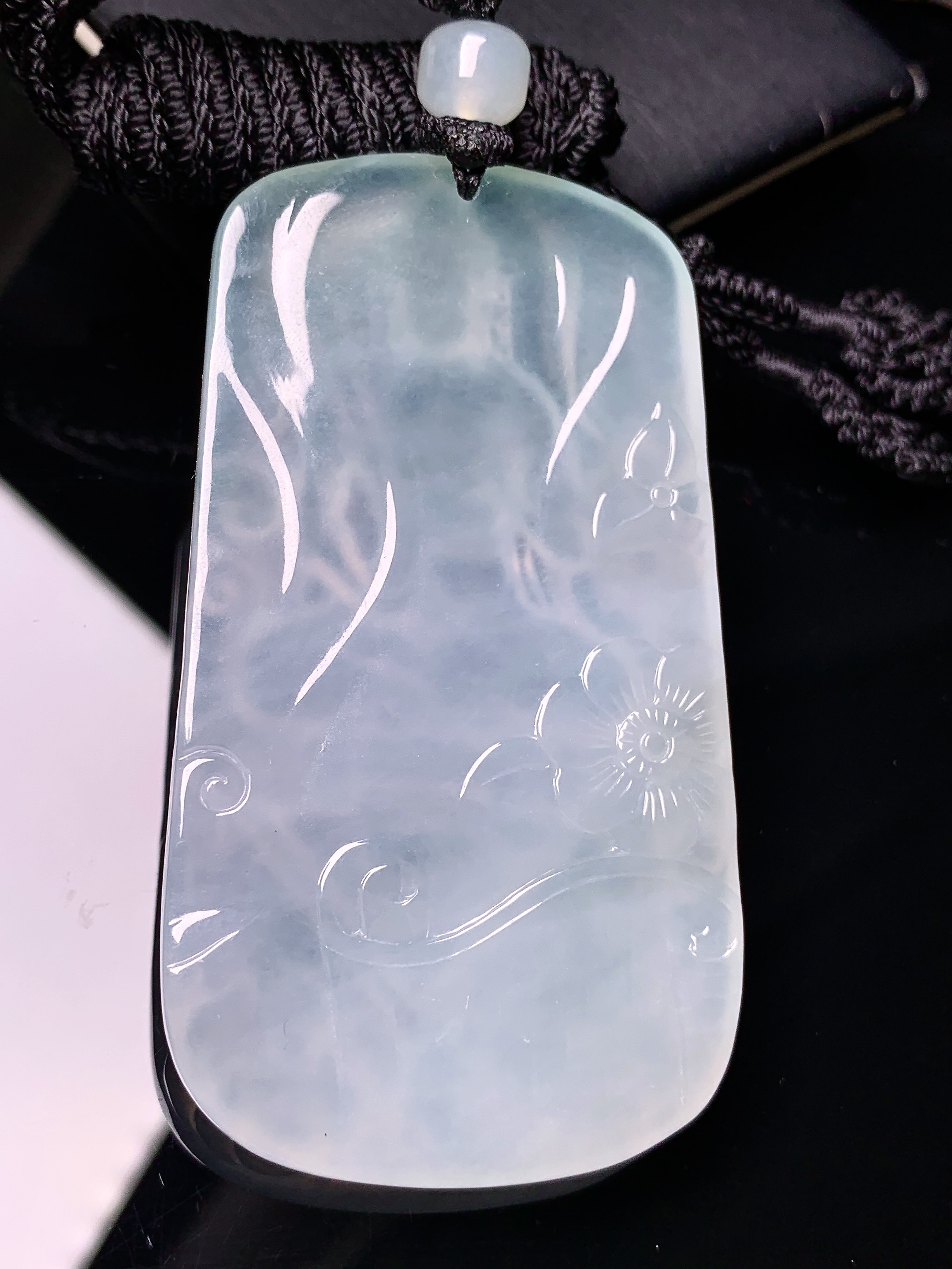 冰种文殊观音菩萨吊坠 玉质细腻 色泽艳丽清新 整体尺寸66.2*36.5*6.5 a2