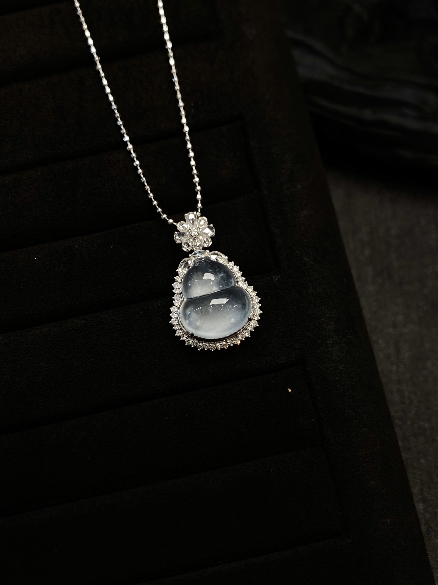 葫芦吊坠·金 整·23.7-15.6-10.5mm 裸·13.5-12-5.2mm