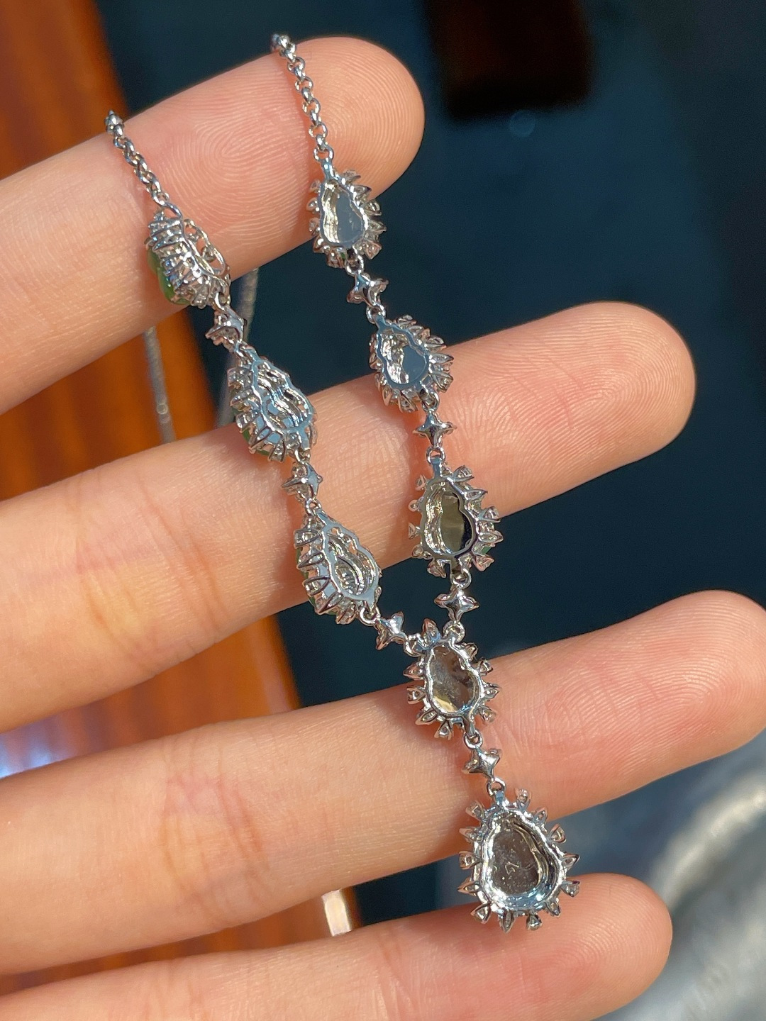 ️阳绿葫芦套链  18k金镶嵌，6.7-5.3-2.6