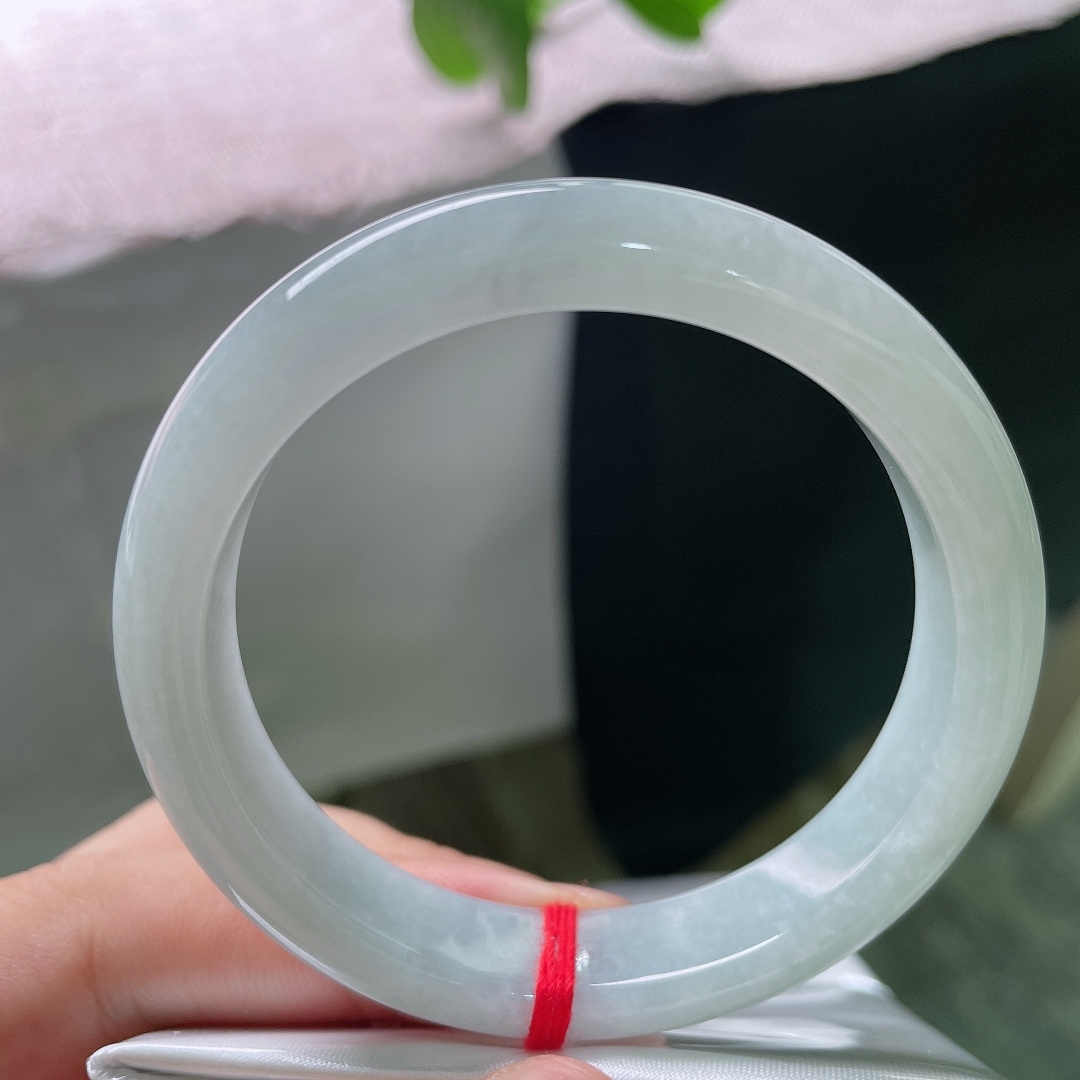 53/11.3/7.2，浅蓝底正圈，巧笑嫣然，柔美动人，种老，一点小细纹不影响，ss54062a