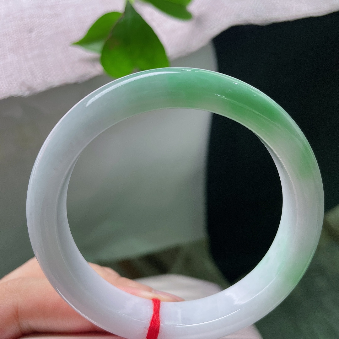 58.6/12.2/8，白底青正圈，底子干净清爽，细润，桃之夭夭，灼灼其华。有纹，ss53840a