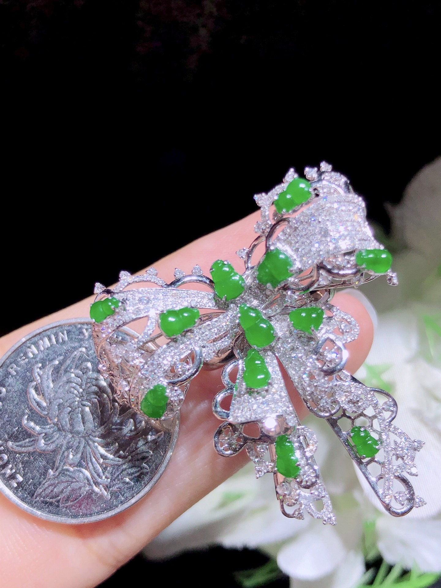 ️18K金镶 阳绿葫芦吊坠 戒指两用款 无裂 水润色艳 品相饱满 配送银链苹果拍摄，实物更好看，4.7-3.5-2