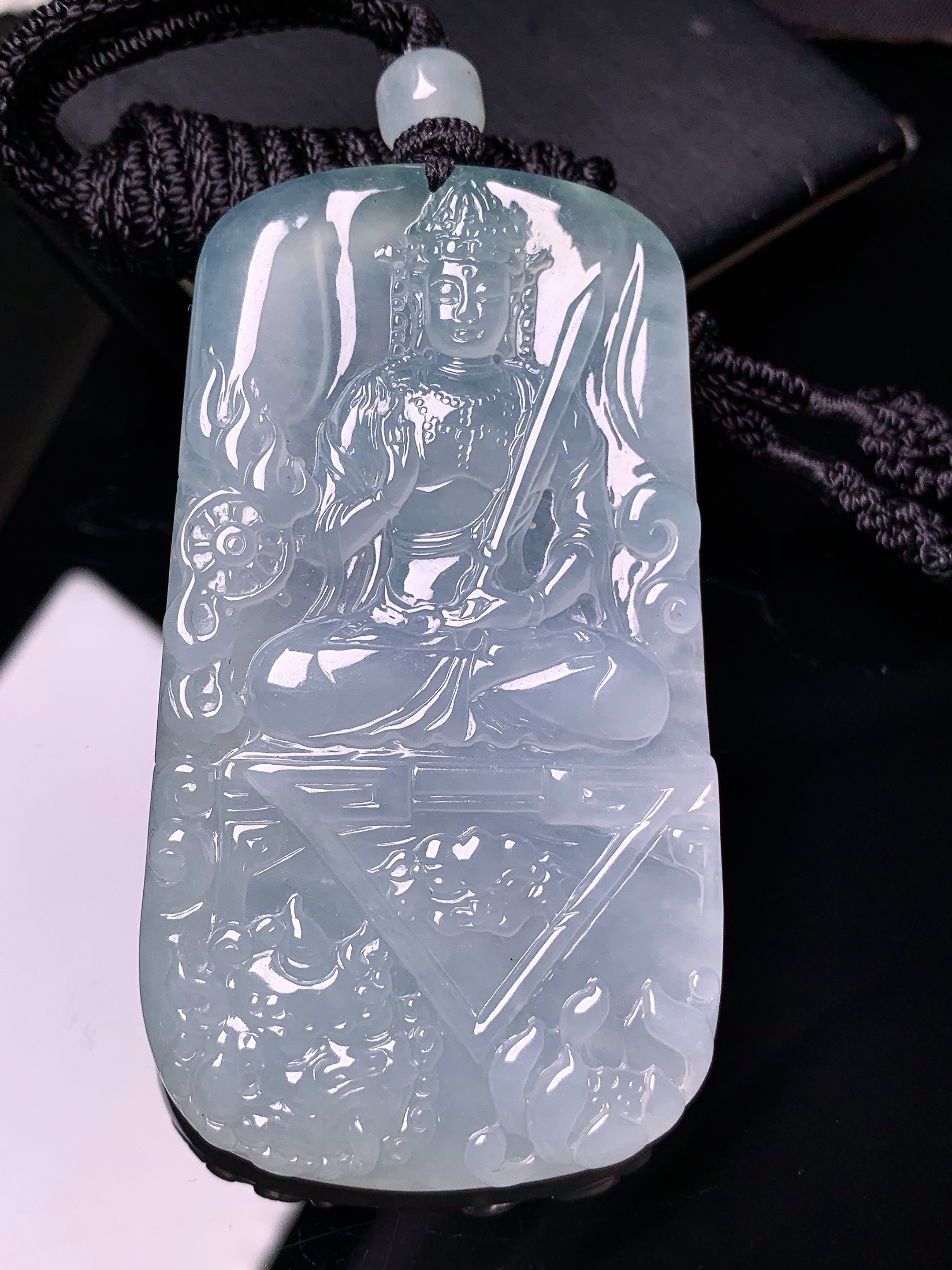 冰种文殊观音菩萨吊坠 玉质细腻 色泽艳丽清新 整体尺寸66.2*36.5*6.5 a2
