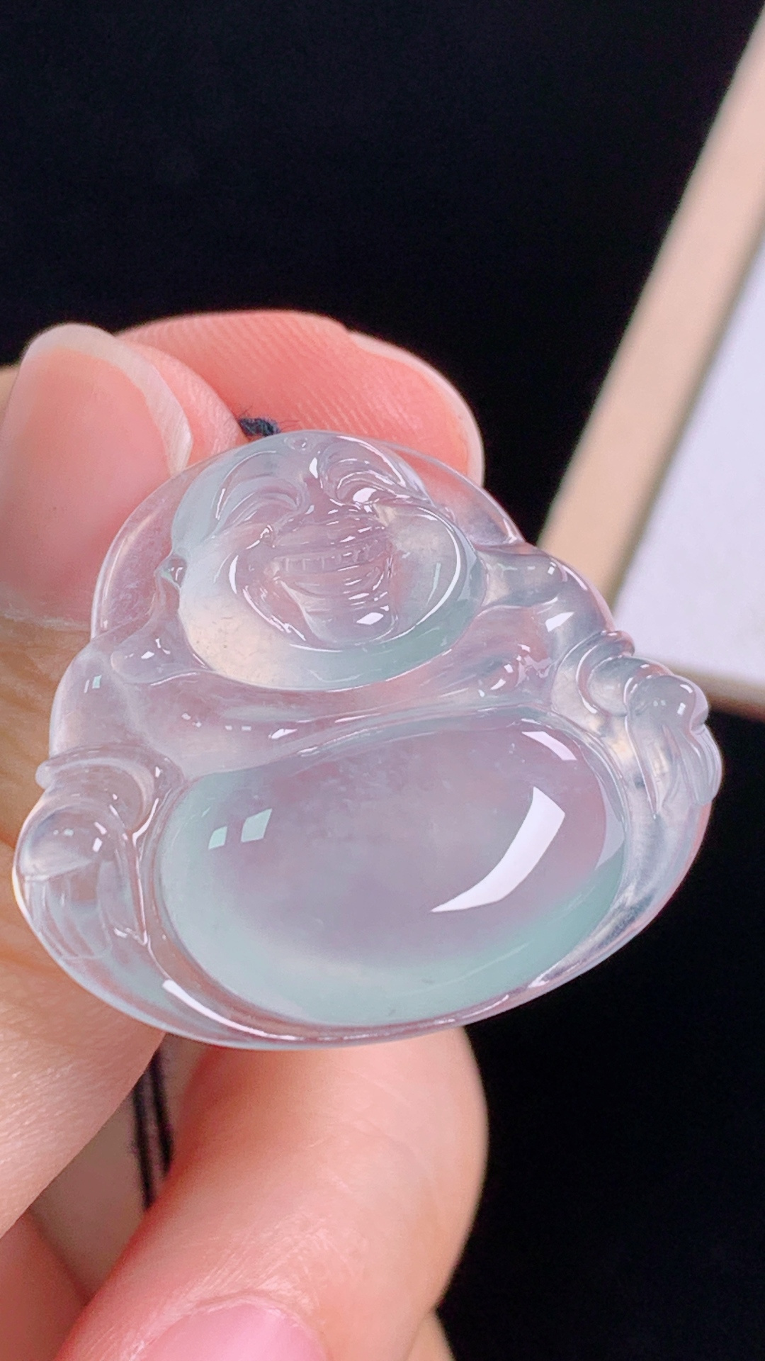 ️佛公 种水，晶莹剔透，无裂 尺寸:24.1-28.0-5.6mm 3