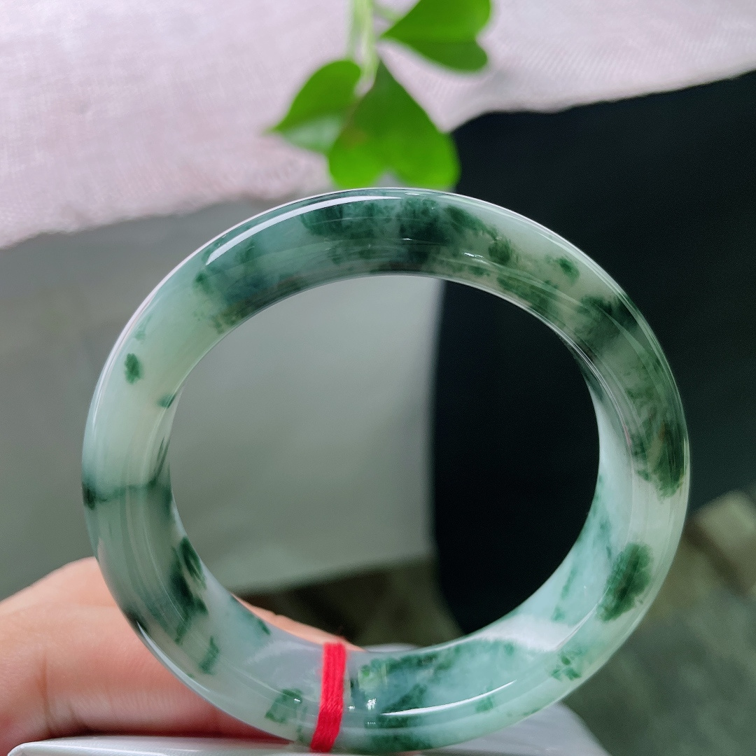 52.6/13.8/8.4飘花正圈，水润细腻，繁花似锦，典雅贵气，无裂，ss53899a