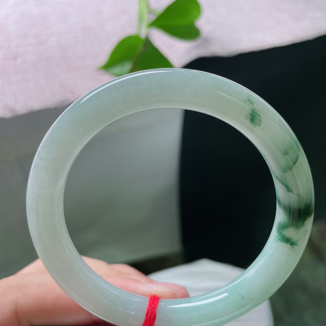 55.7/9.1飘花圆条，水润细腻，清新简约大方，无裂，ss53903a