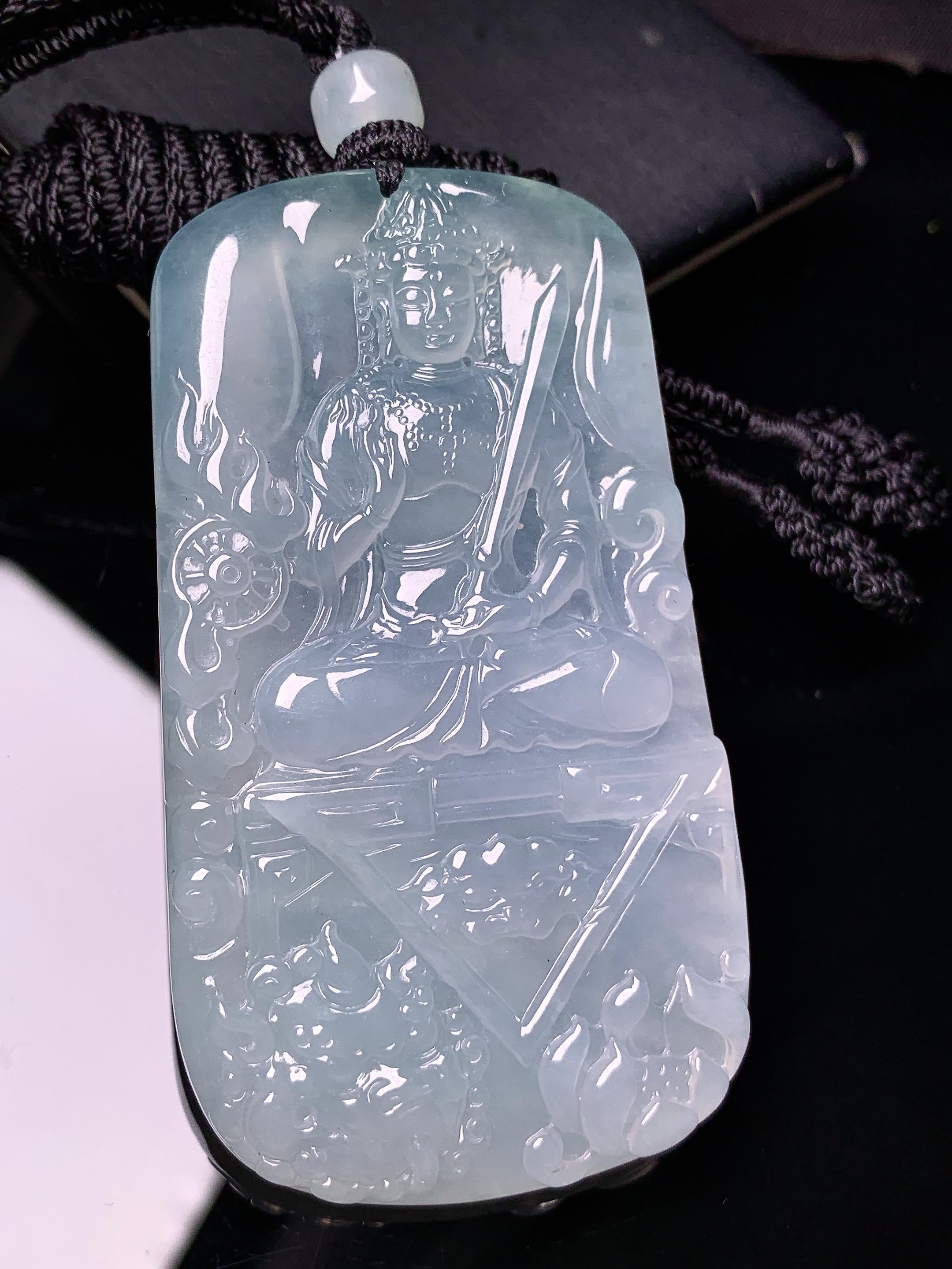冰种文殊观音菩萨吊坠 玉质细腻 色泽艳丽清新 整体尺寸66.2*36.5*6.5 a2