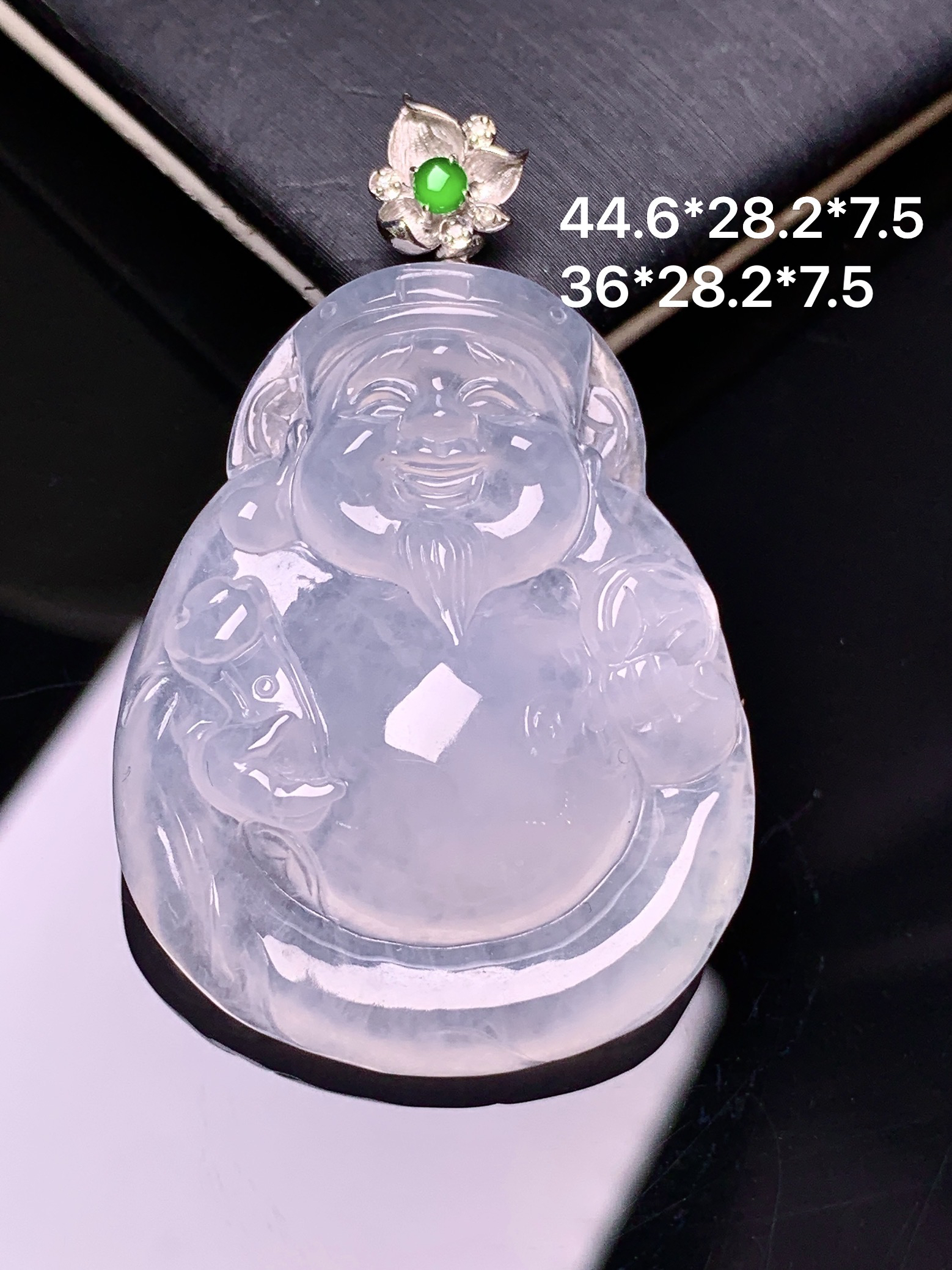 18k金钻镶嵌冰种财神吊坠 玉质细腻 色泽艳丽清新 整体尺寸44.6*28.2*7.5 2x