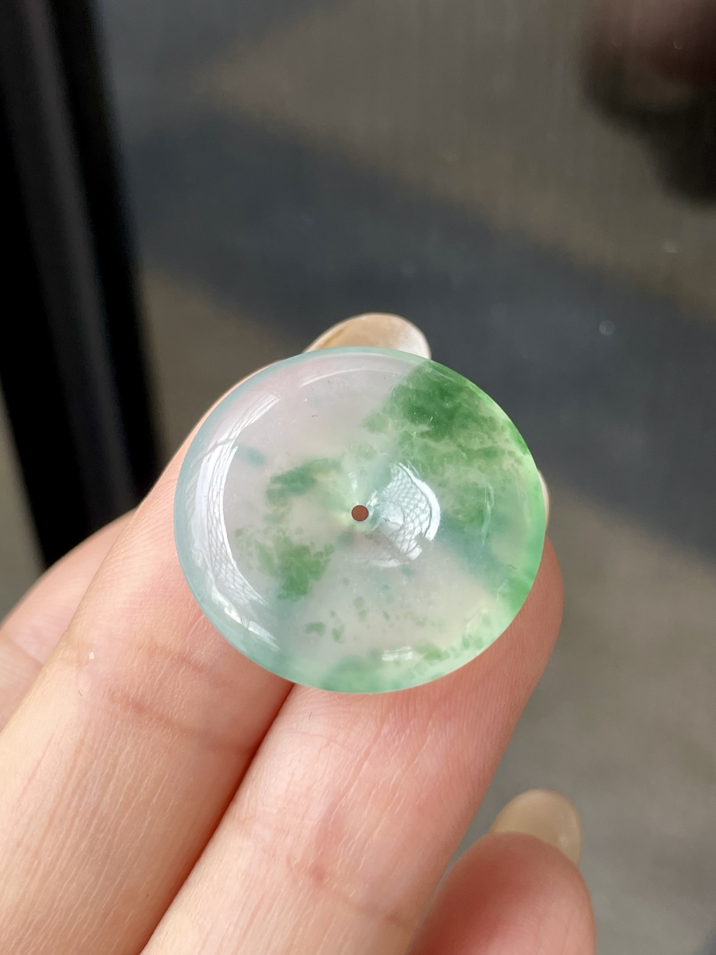 冰飘绿平安扣 尺寸：31.6x4mm