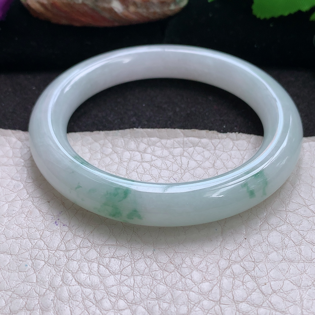 z实拍54*10美人镯 缅甸翡翠a货玉手镯冰飘花圆条珠宝玉手环