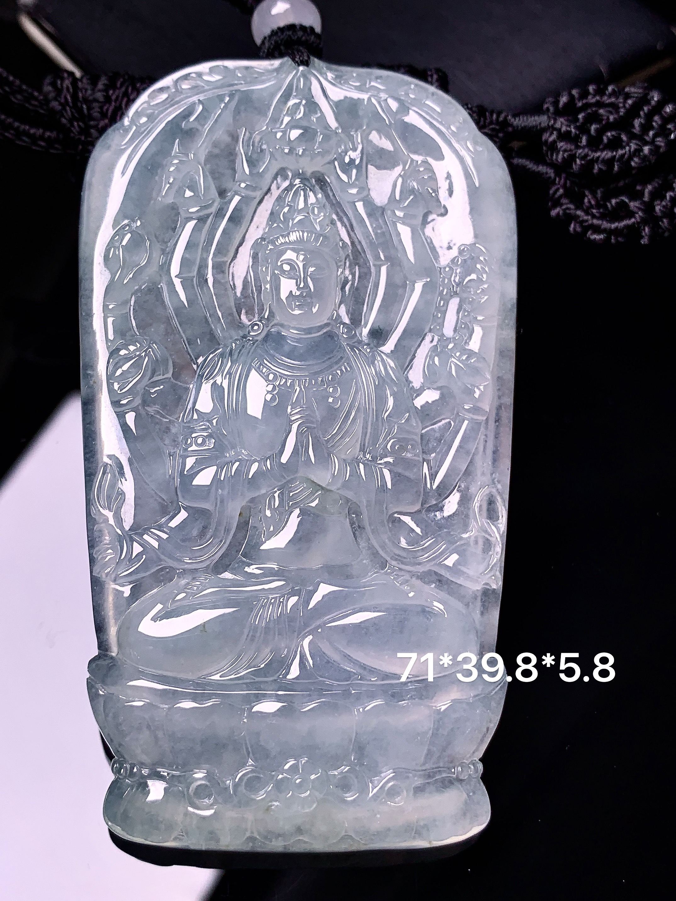 冰种千手观音菩萨吊坠 玉质细腻 色泽艳丽清新 整体尺寸71*39.8*5.8 L1